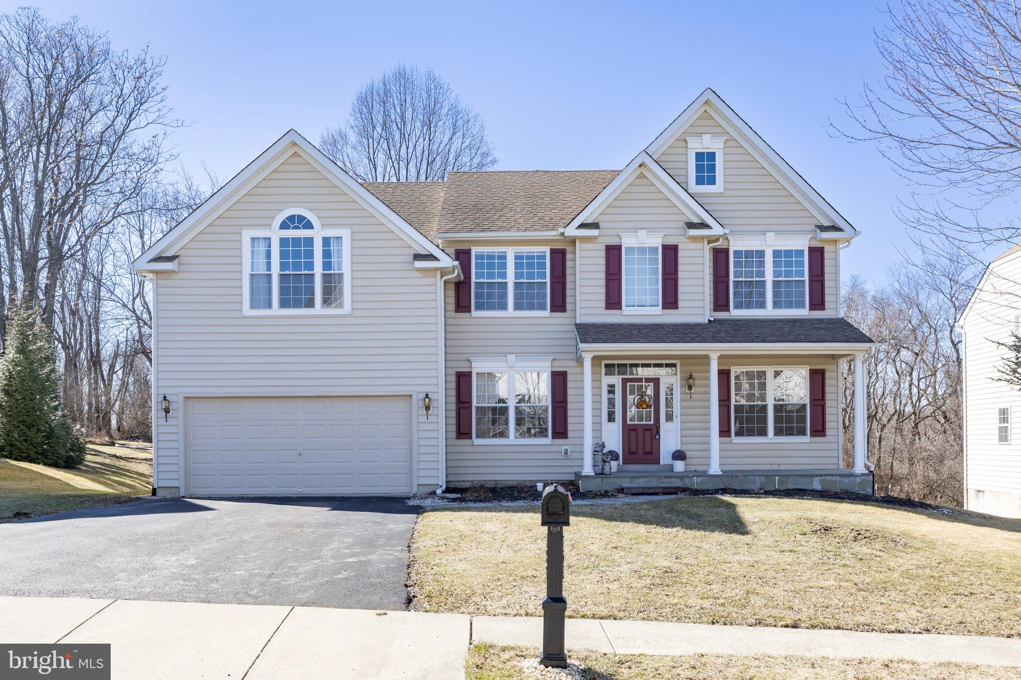 PROVIDENCE HILL - Residential