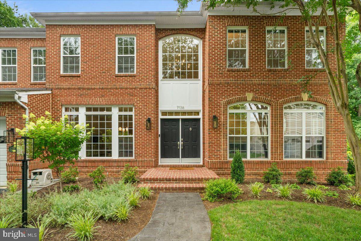 7136 AYERS MEADOW LANE