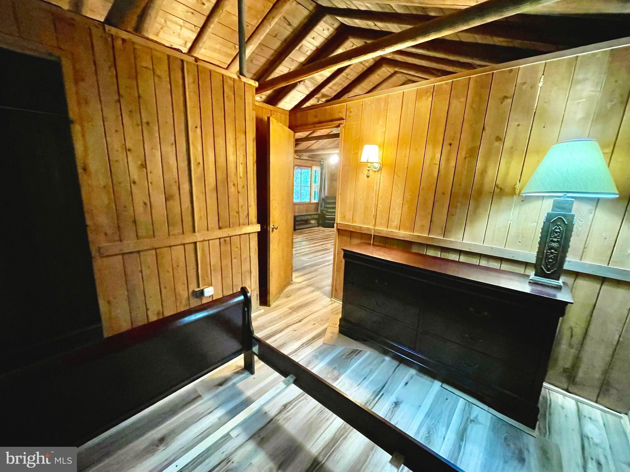 POTOMAC PARK ESTATES - Residential