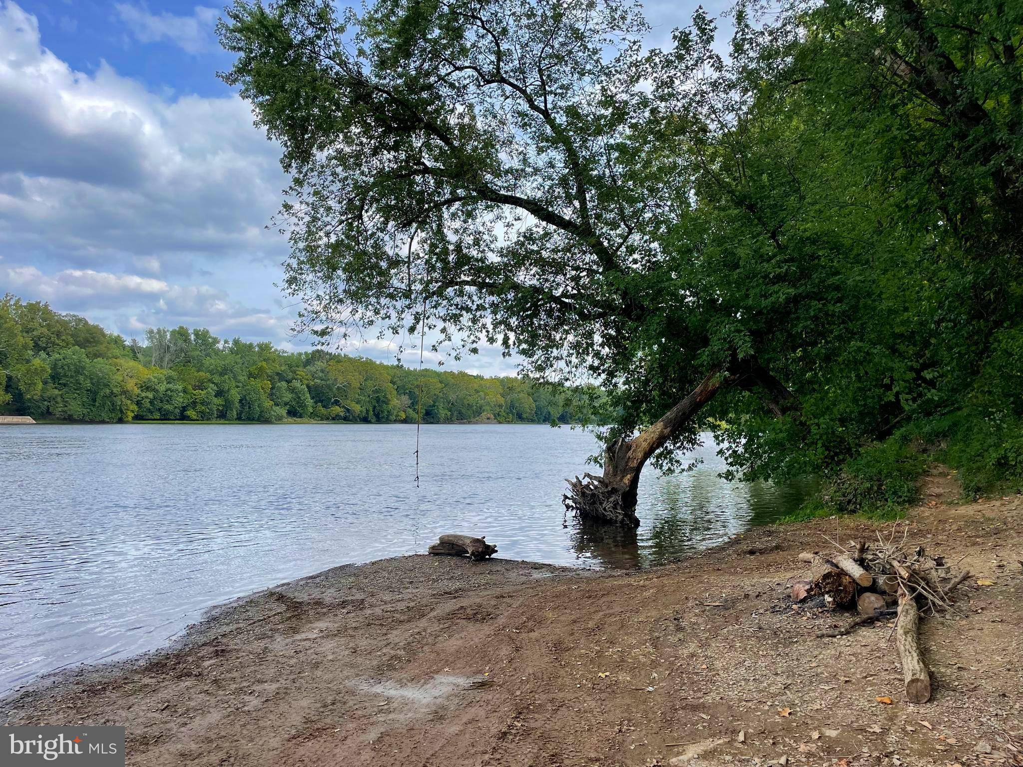 POTOMAC PARK ESTATES - Residential