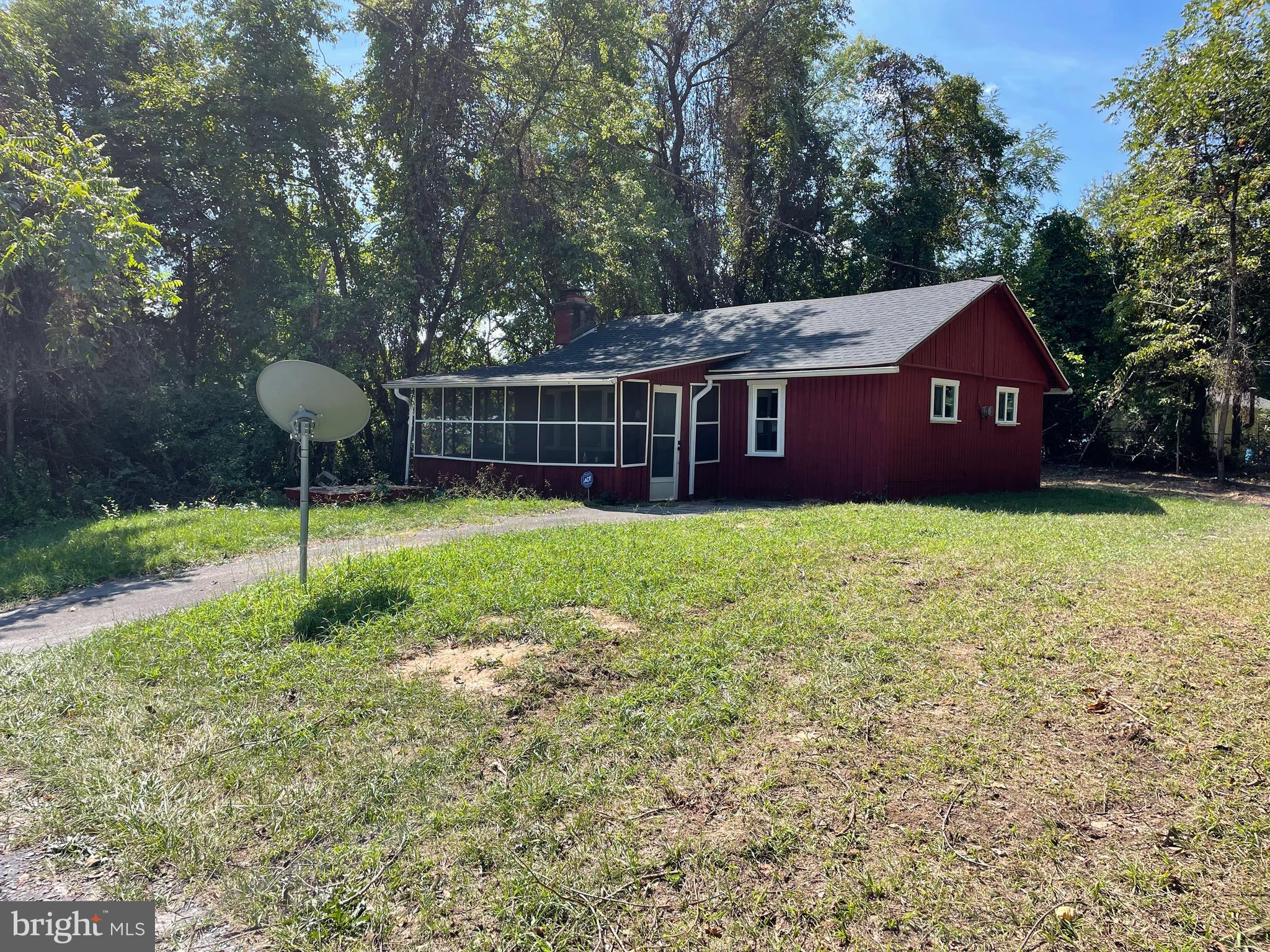 POTOMAC PARK ESTATES - Residential