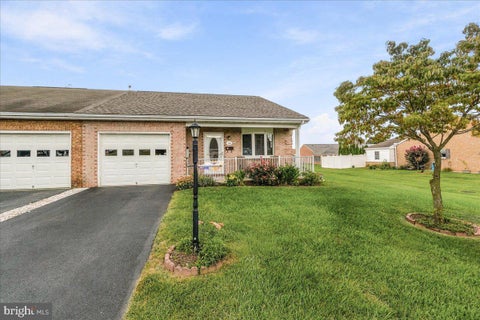 Townhouse For Sale - 118 Sunflower Drive<br/> HAGERSTOWN, MD 21740