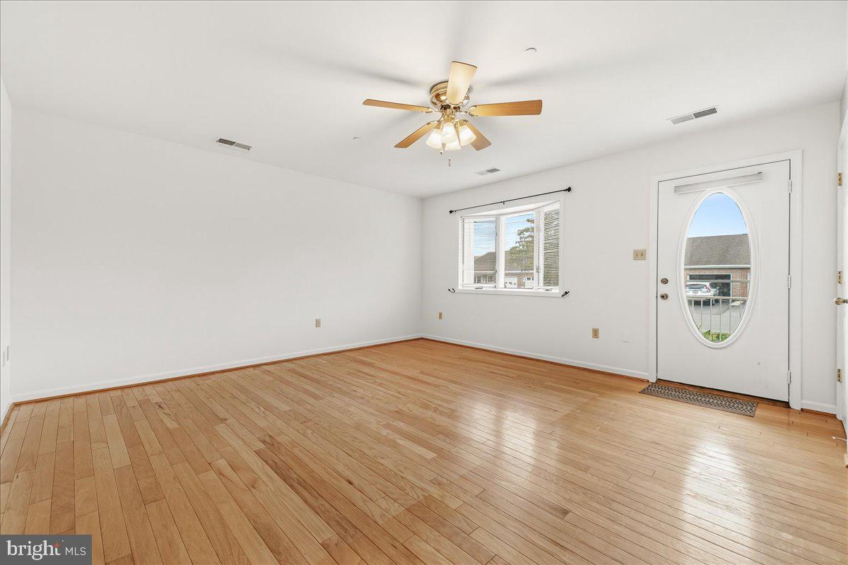 118 SUNFLOWER DRIVE