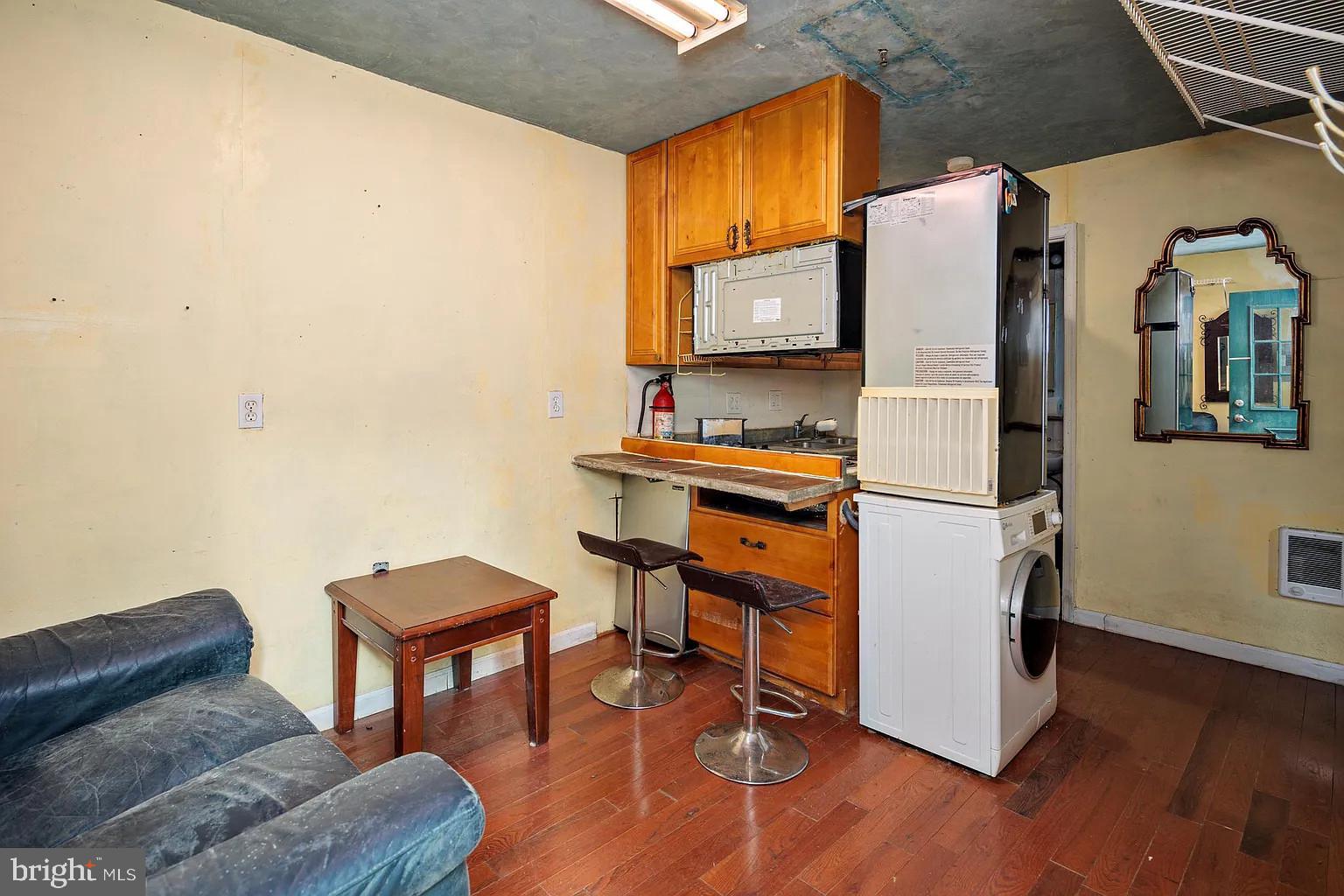 FOXHALL - Residential