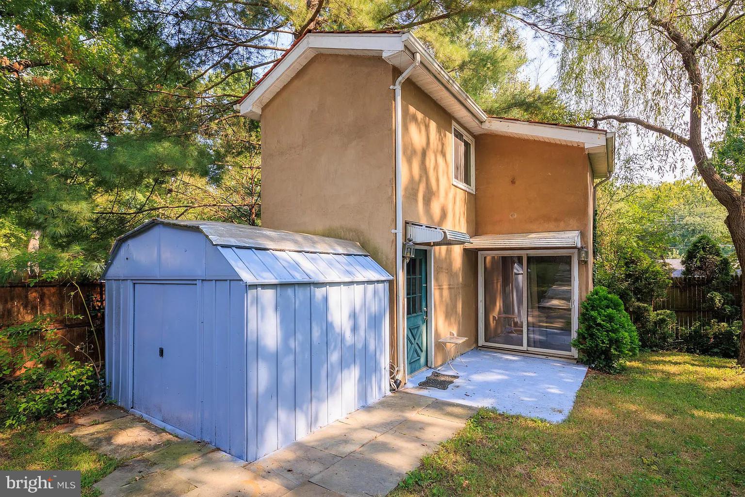 FOXHALL - Residential