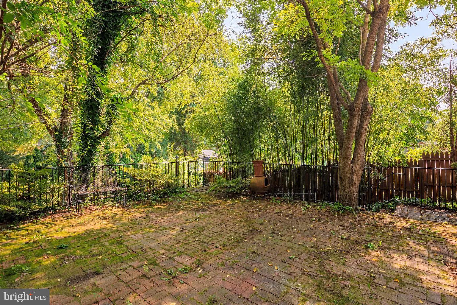 FOXHALL - Residential