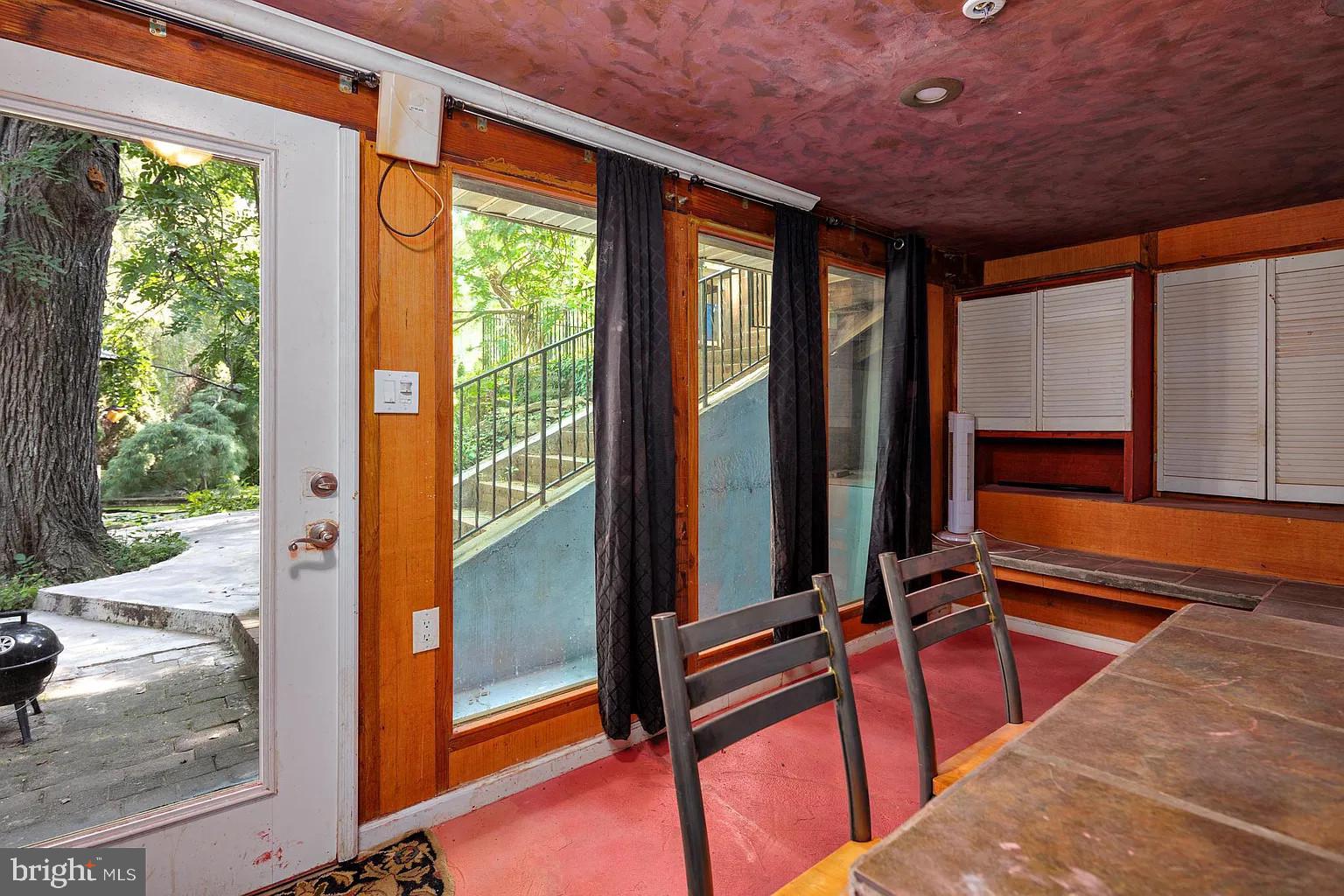 FOXHALL - Residential