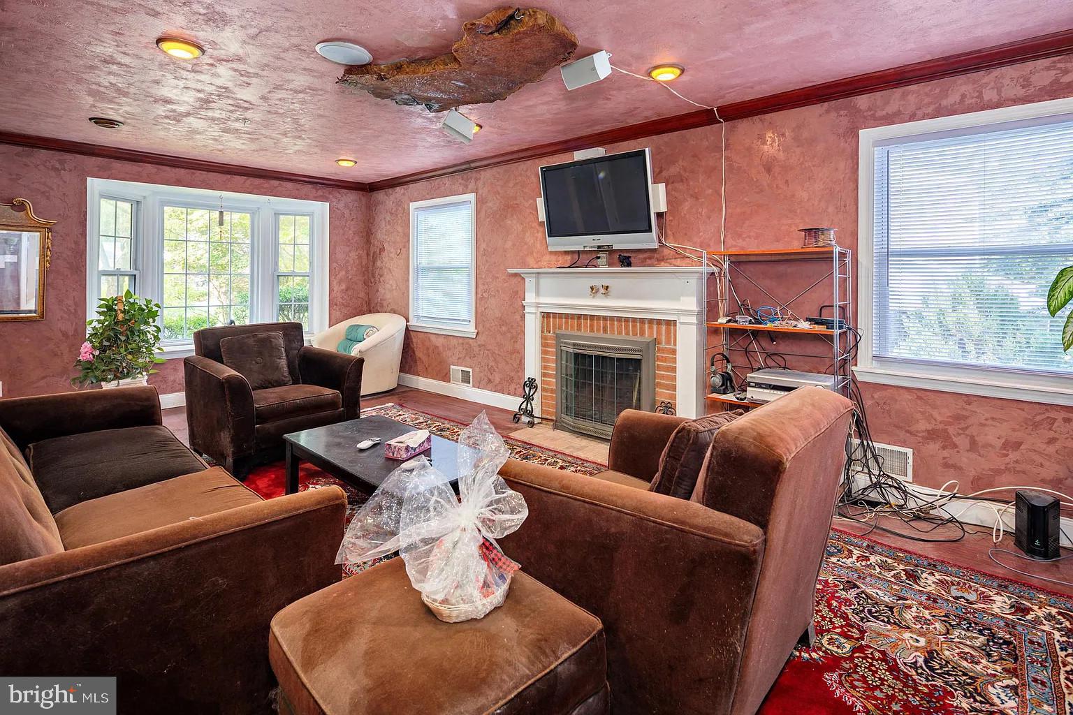 FOXHALL - Residential