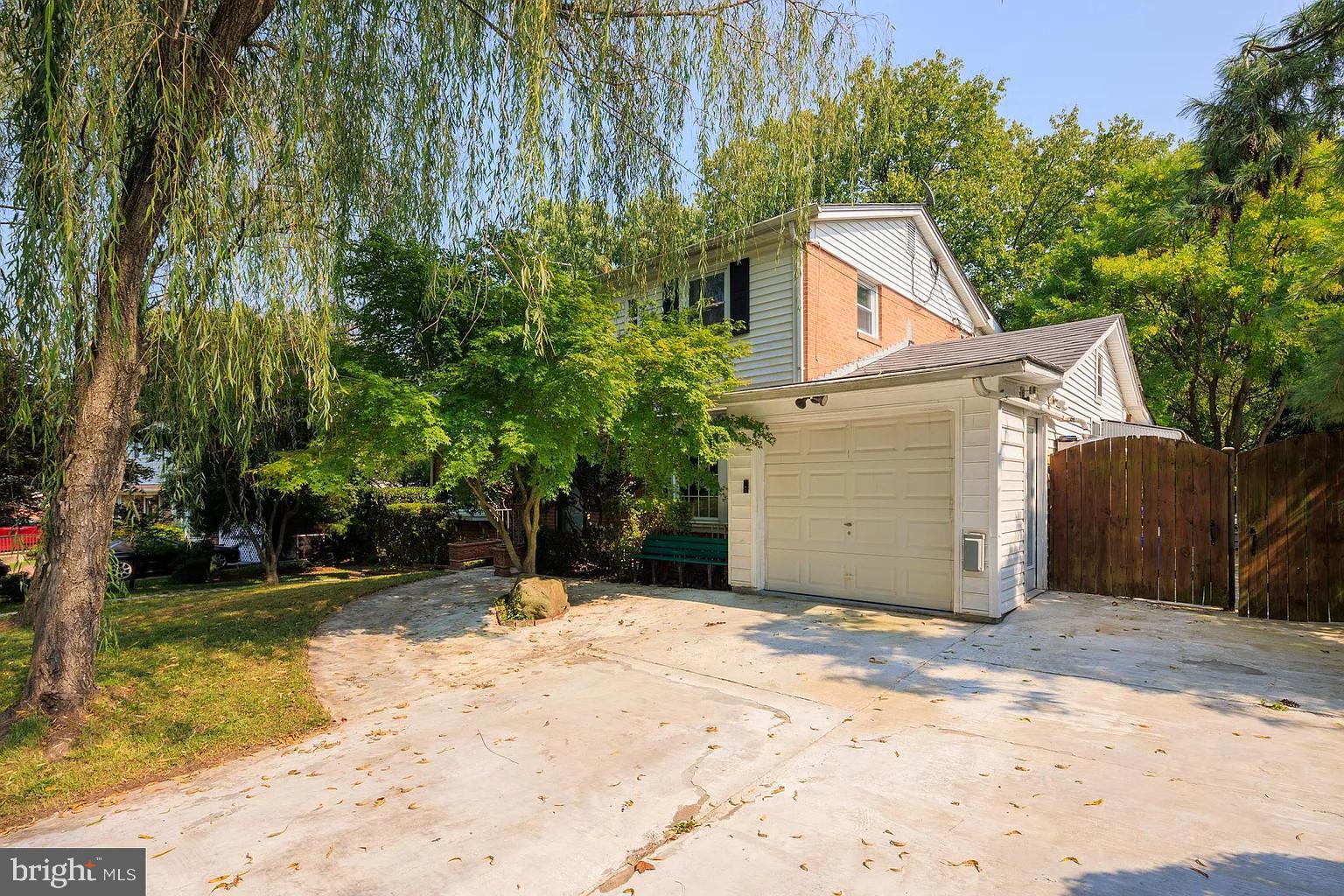 FOXHALL - Residential