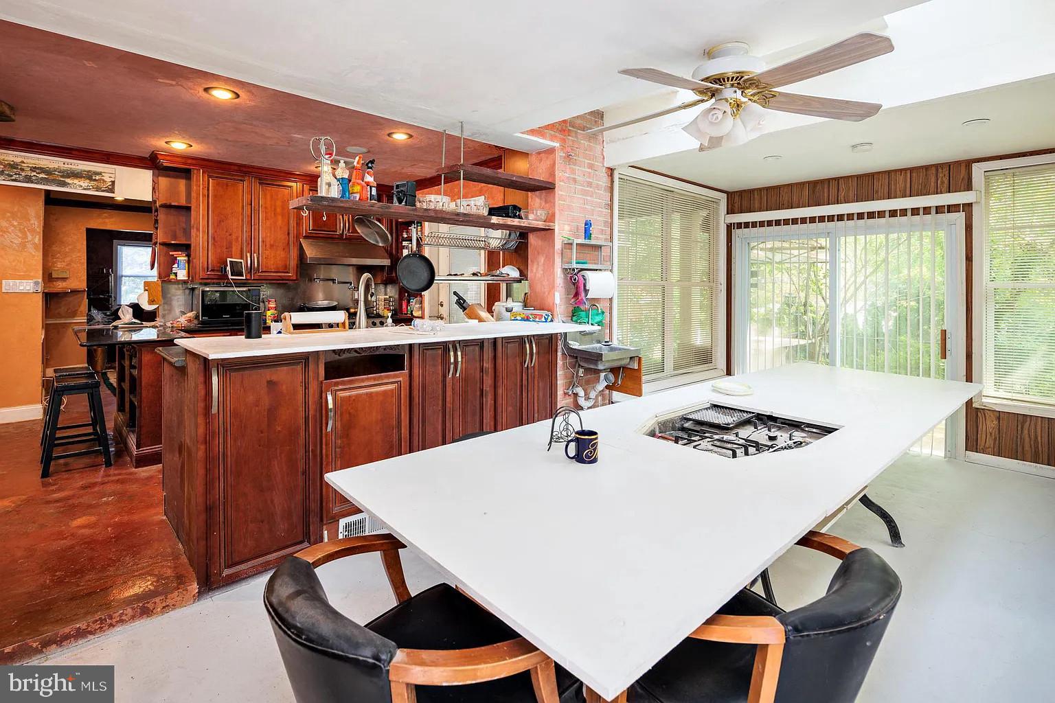 FOXHALL - Residential