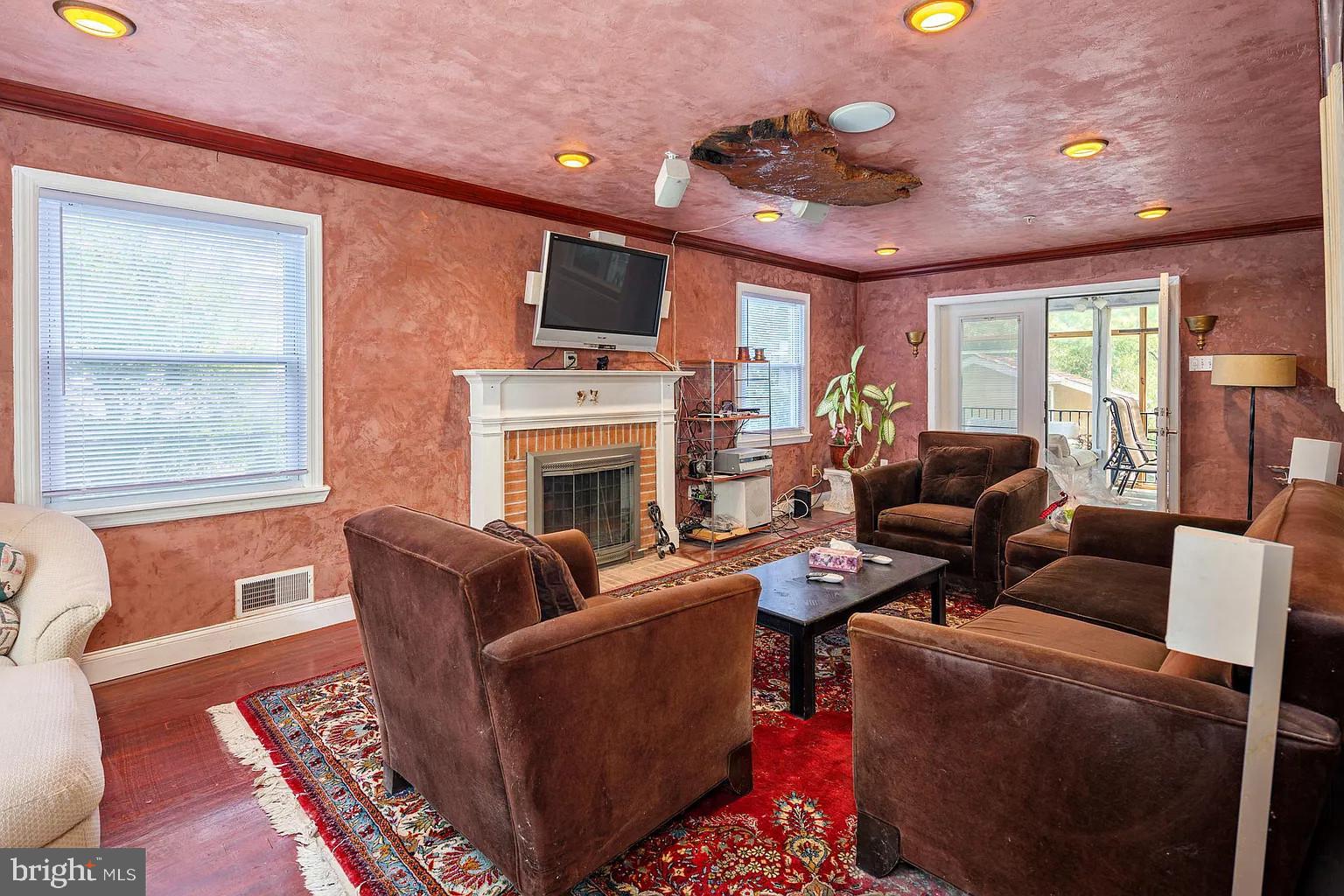 FOXHALL - Residential