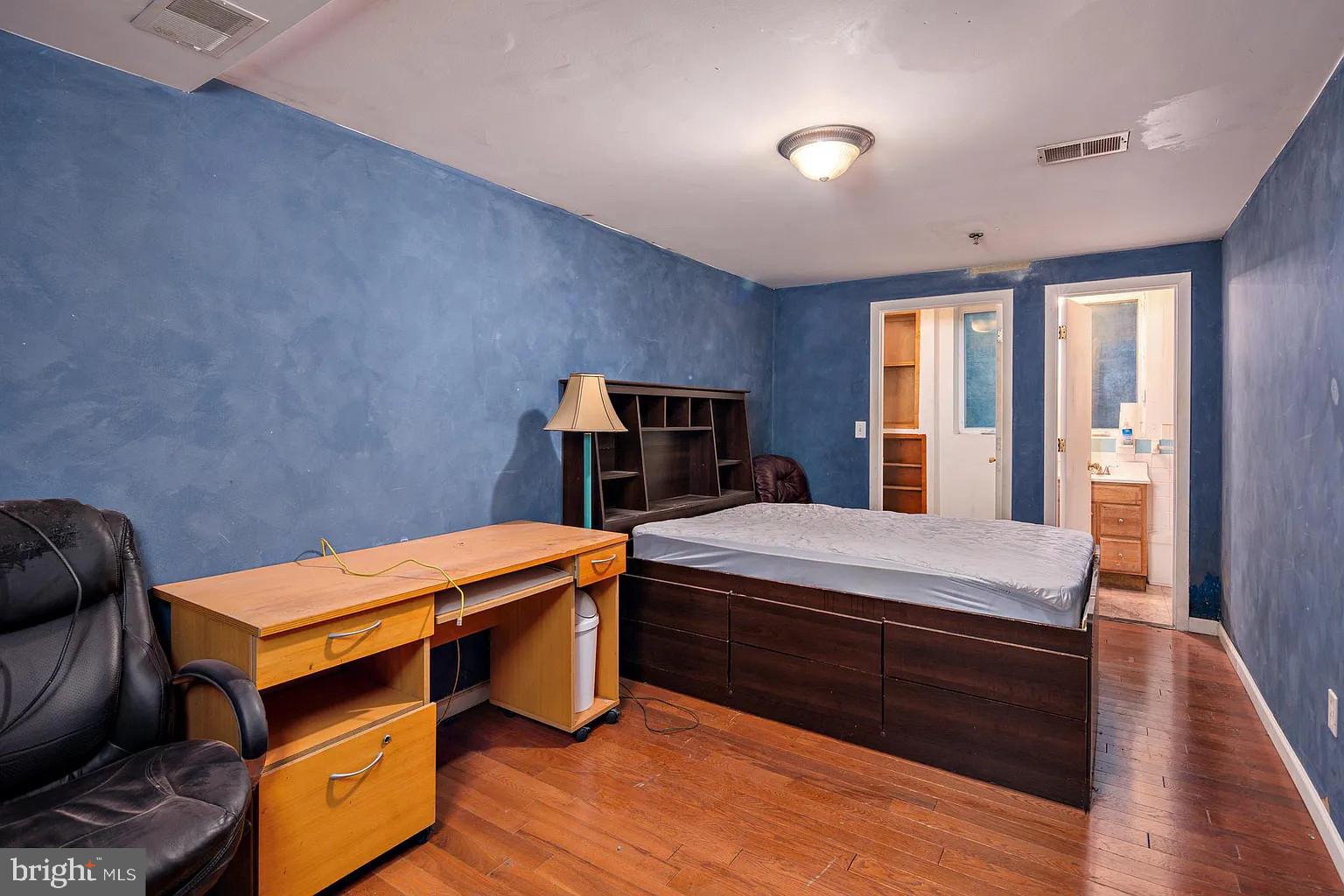 FOXHALL - Residential