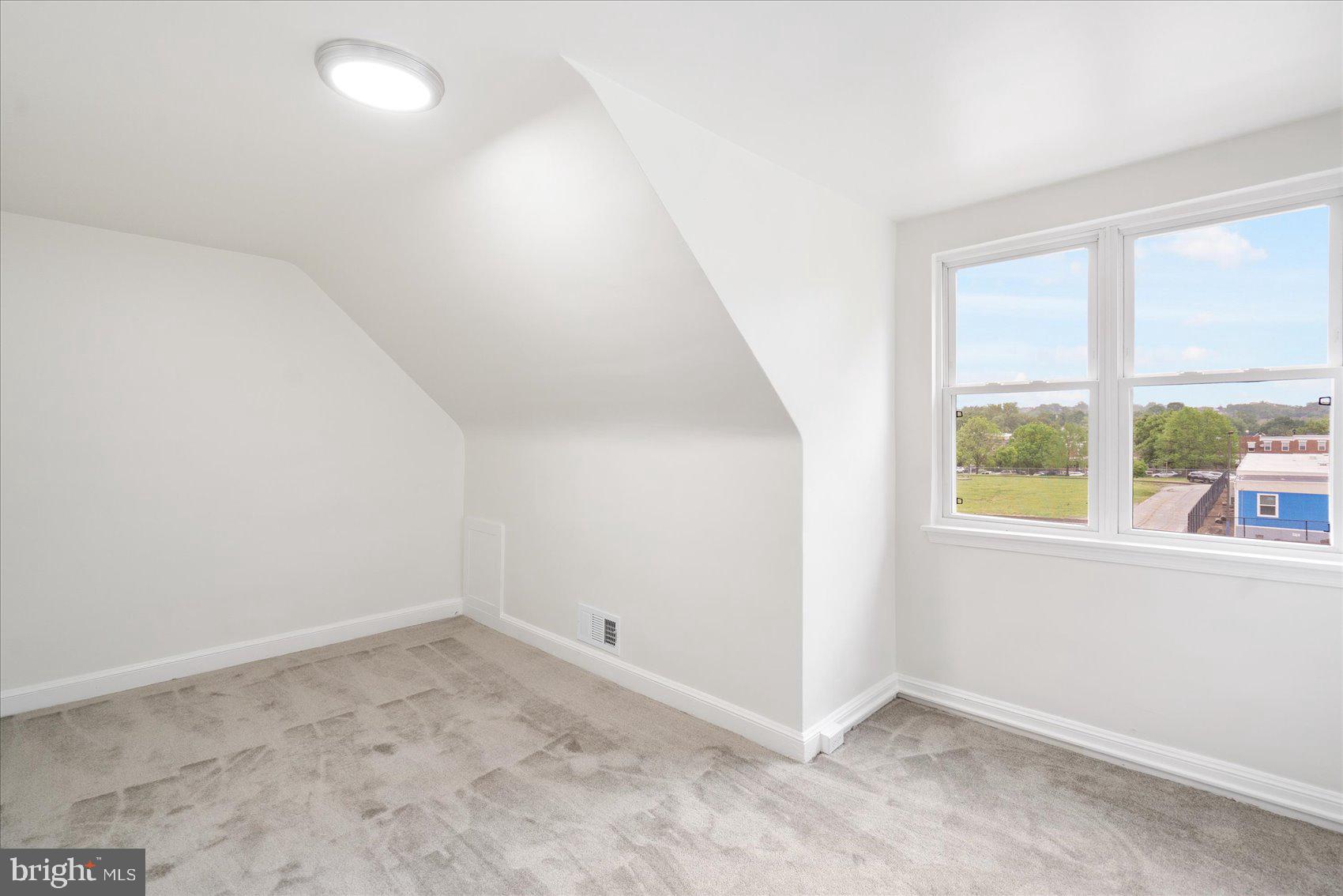 PARKSIDE - Residential