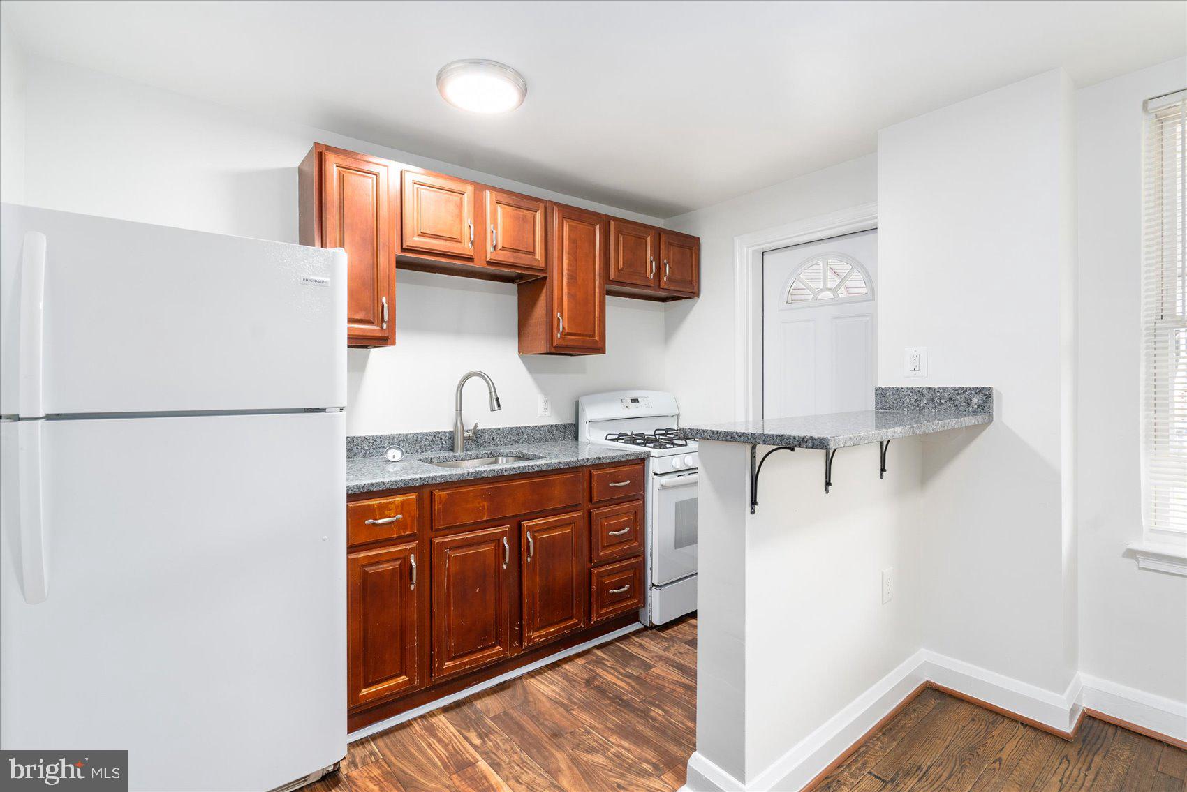 PARKSIDE - Residential