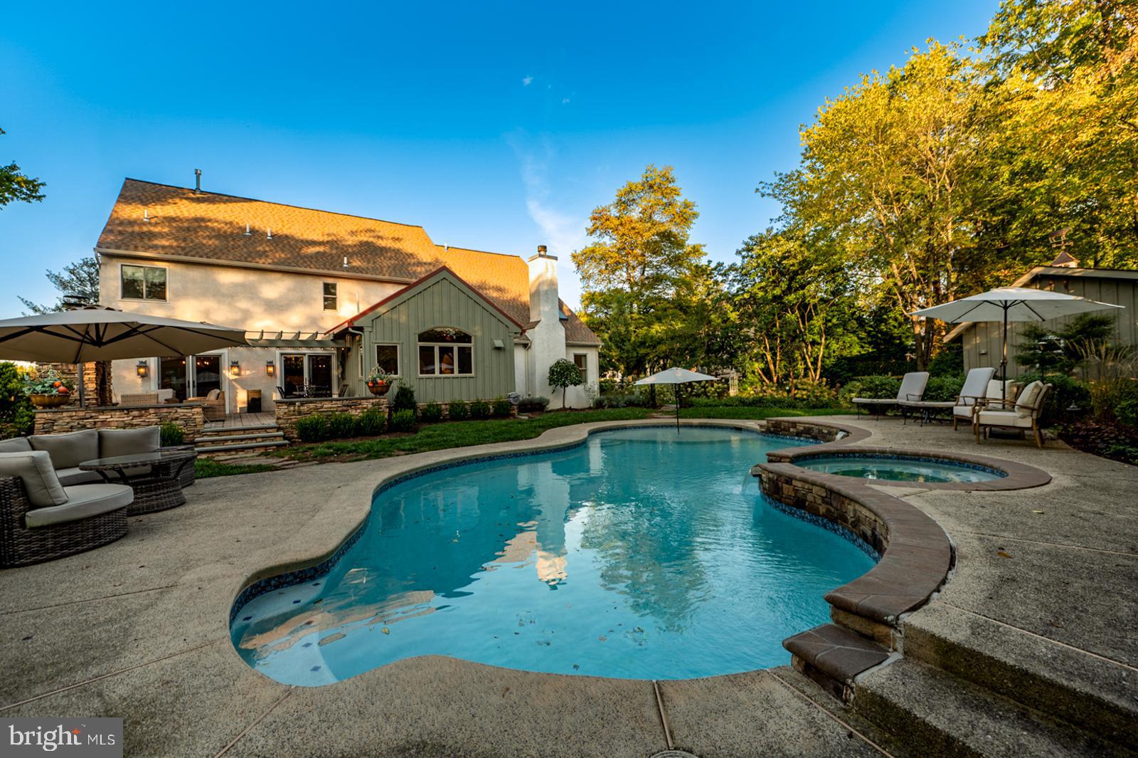 CHARTER OAKS - Residential