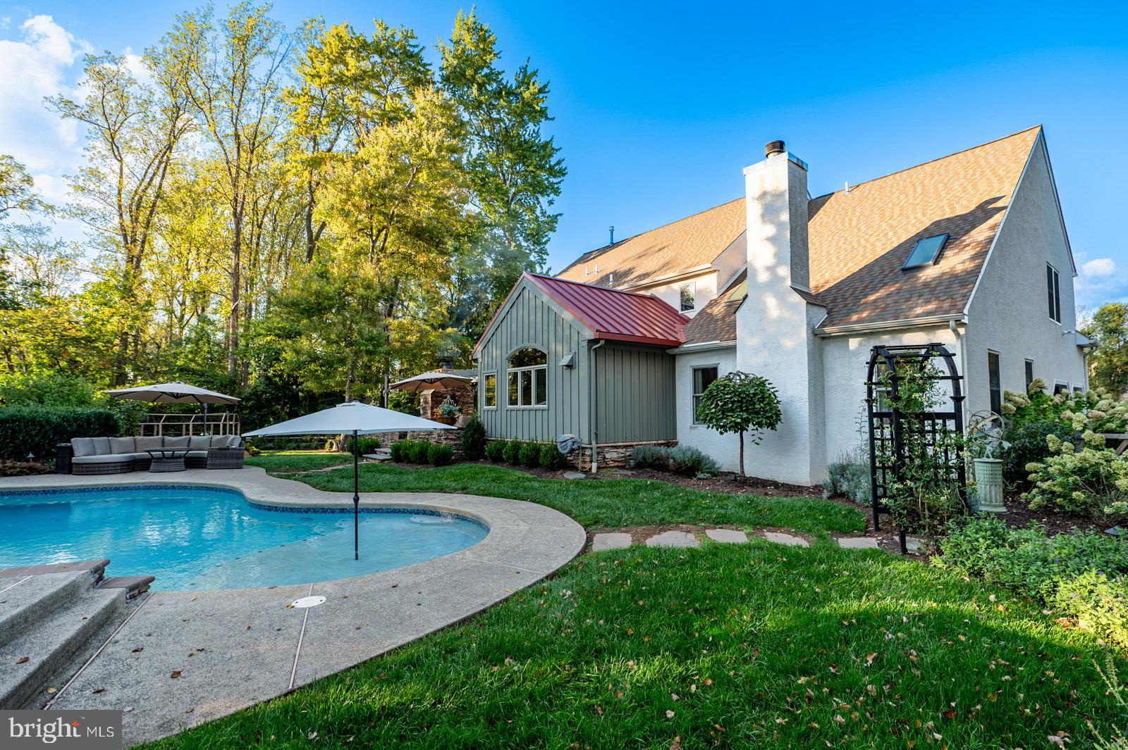 CHARTER OAKS - Residential