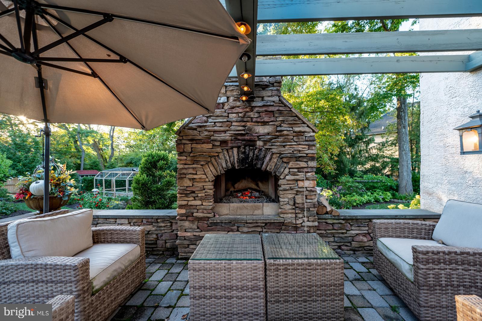 CHARTER OAKS - Residential