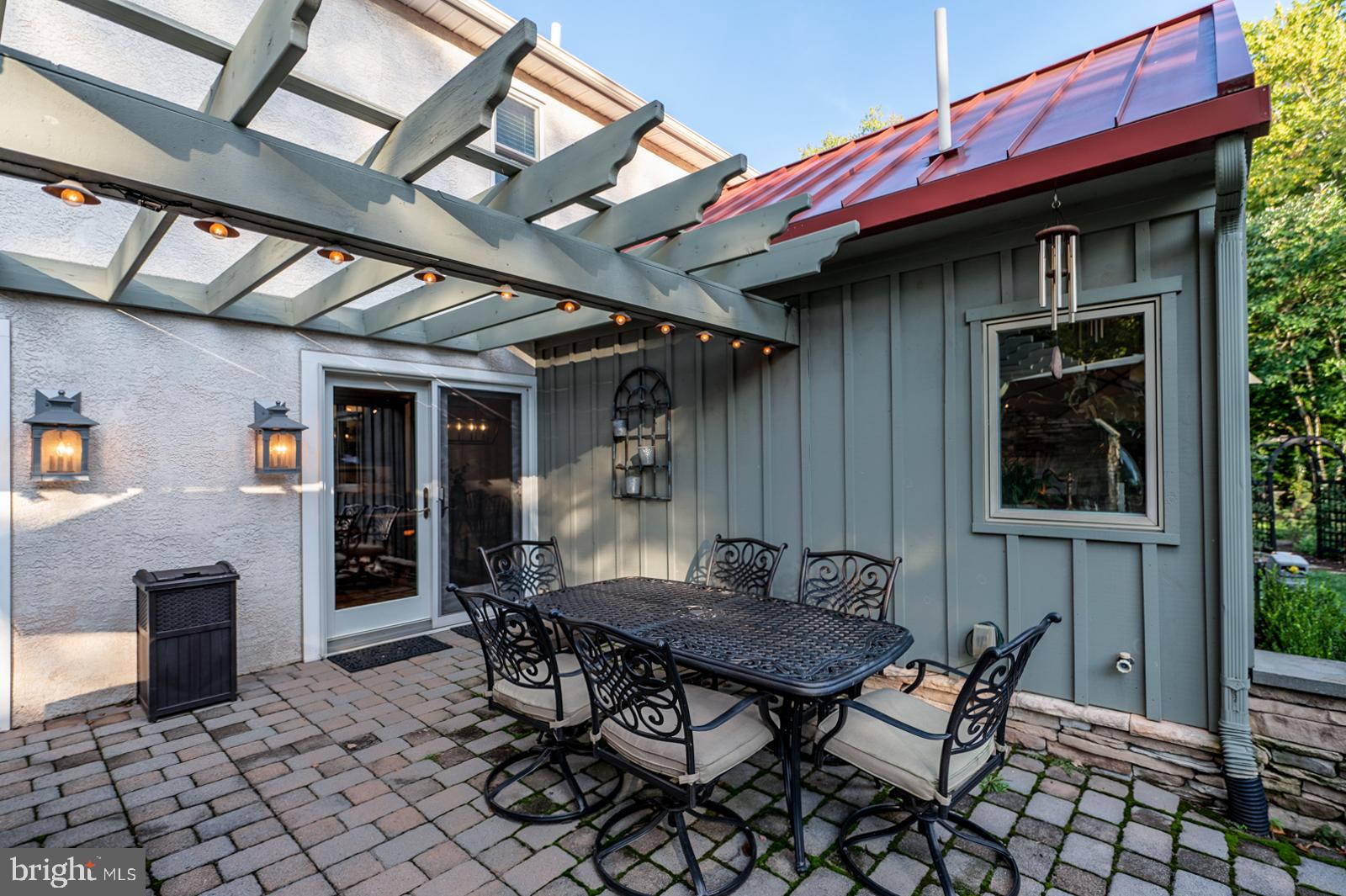 CHARTER OAKS - Residential