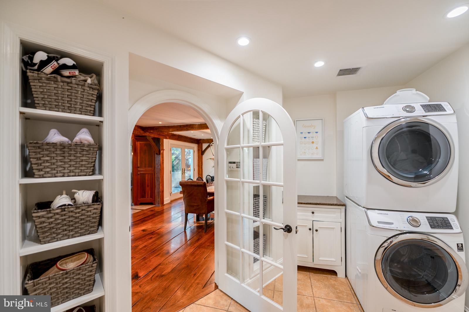 CHARTER OAKS - Residential