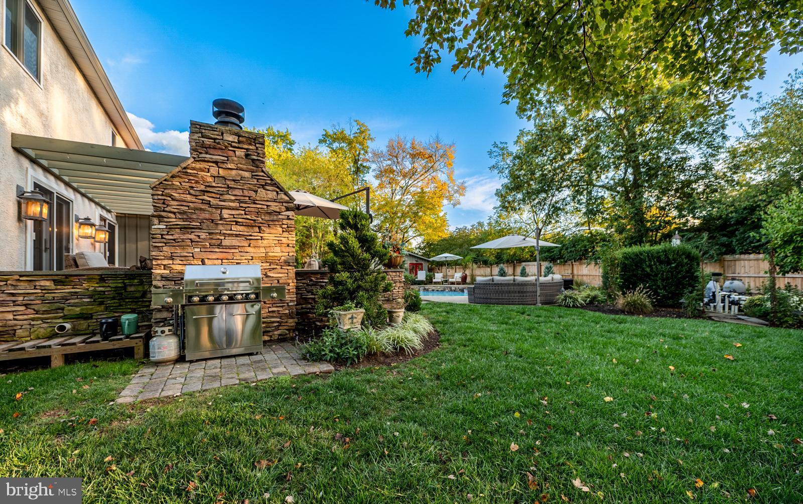 CHARTER OAKS - Residential