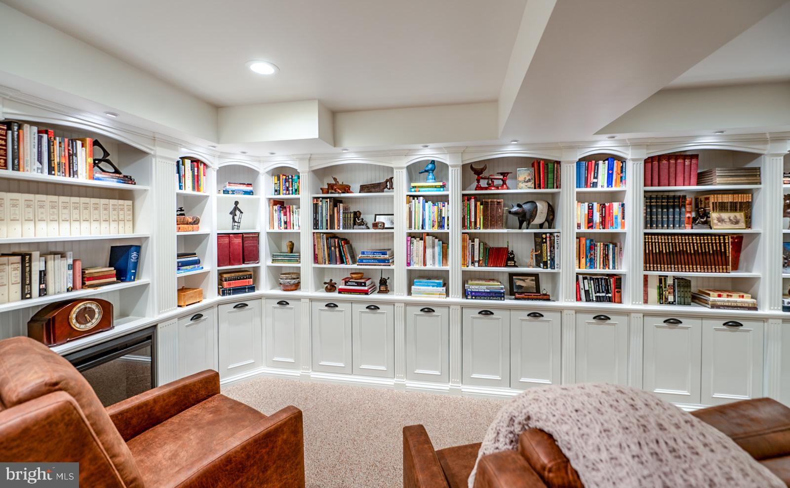 CHARTER OAKS - Residential