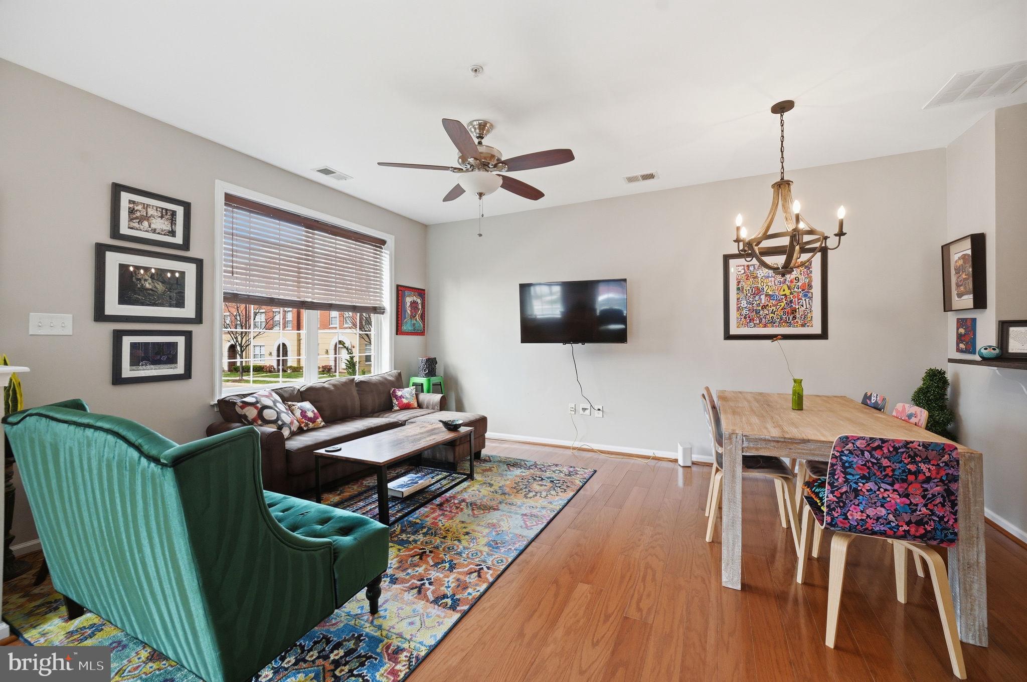 19416 COPPERMINE SQUARE