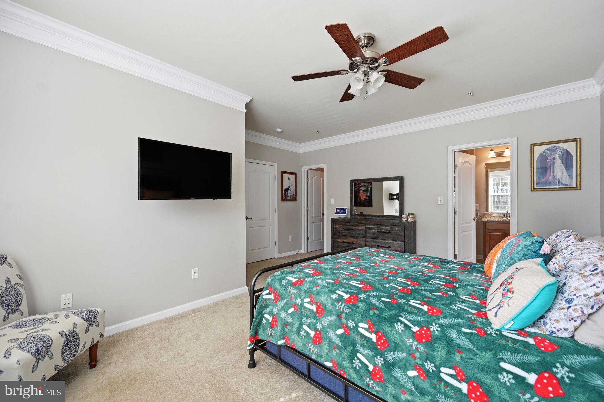 TOWNES CONDOMINIUMS - Residential