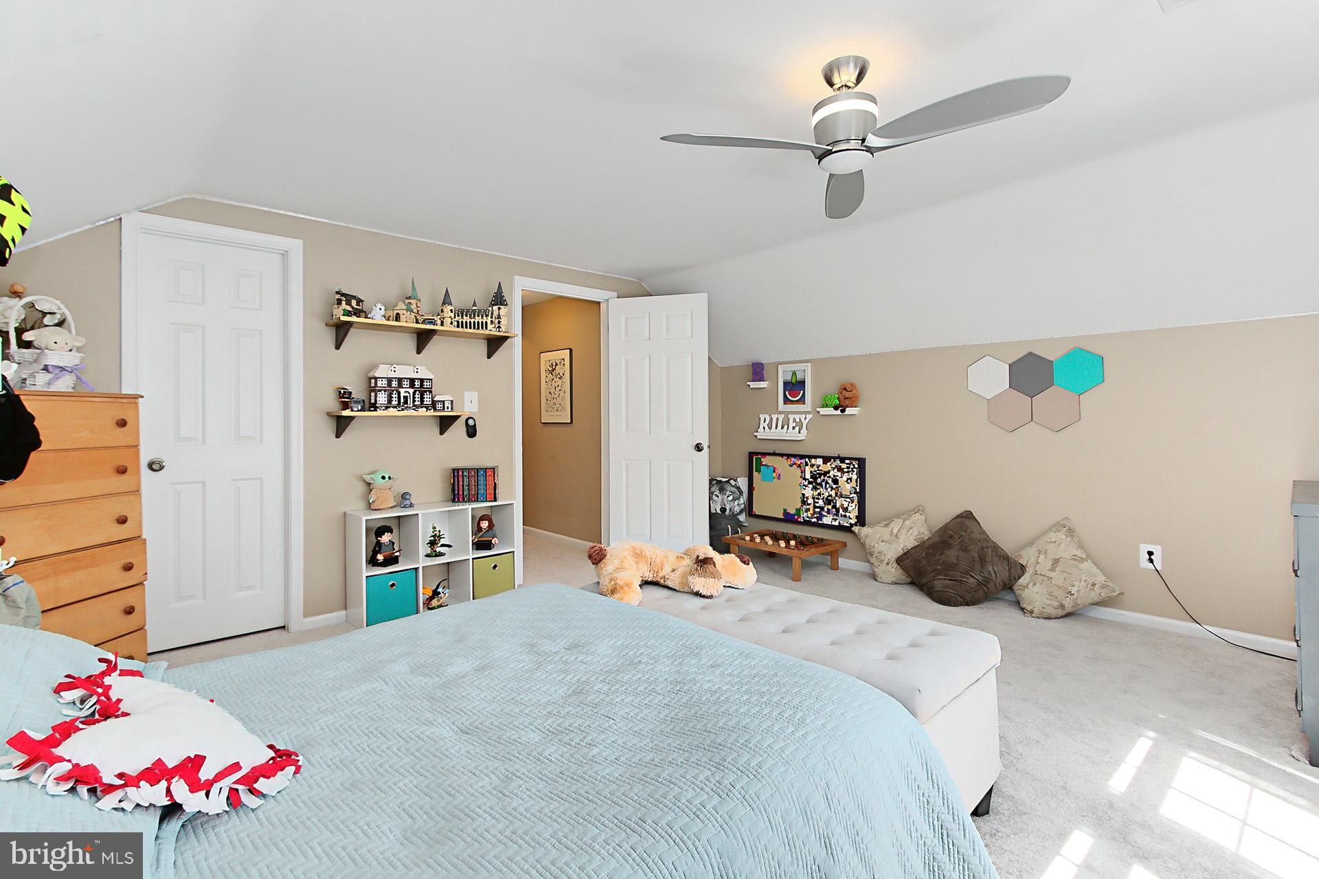 SEQUOIA FARMS - Residential