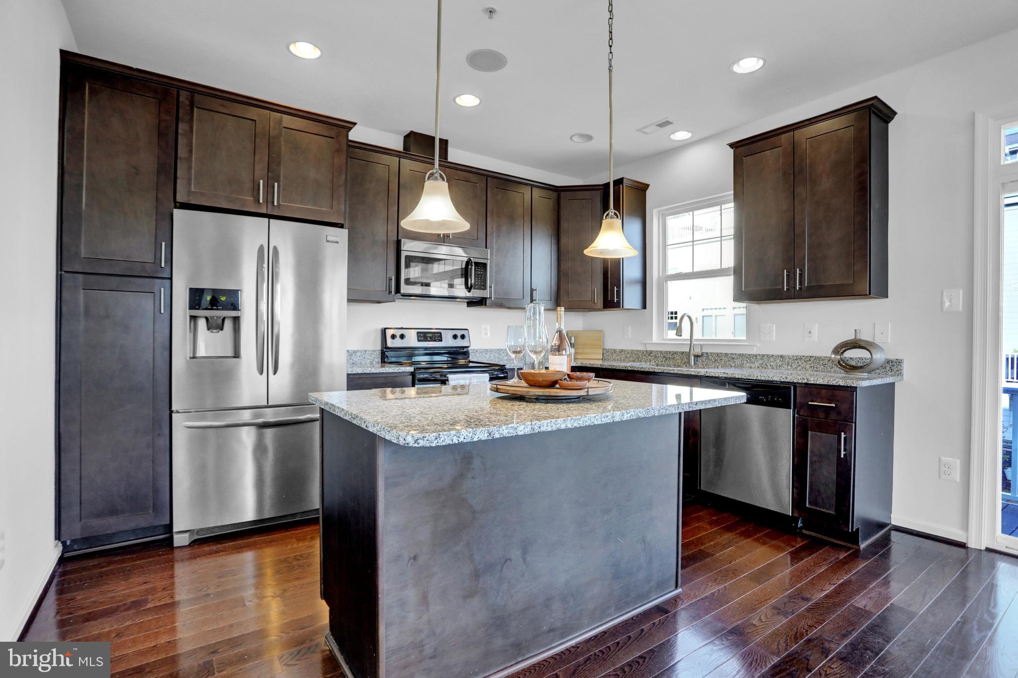 BEAR CREEK - Residential