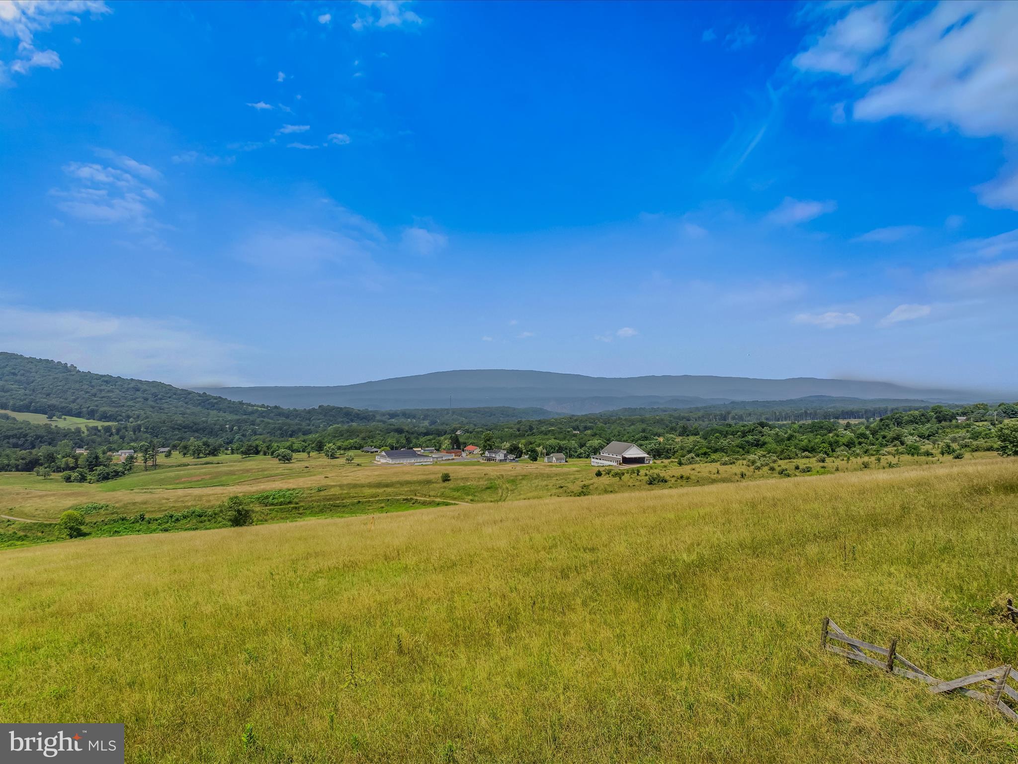 IMPERIAL ORCHARDS - Land