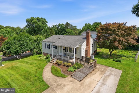 Photo of 10011 Terry Street, FAIRFAX, VA 22031 (MLS # VAFC2008540)
