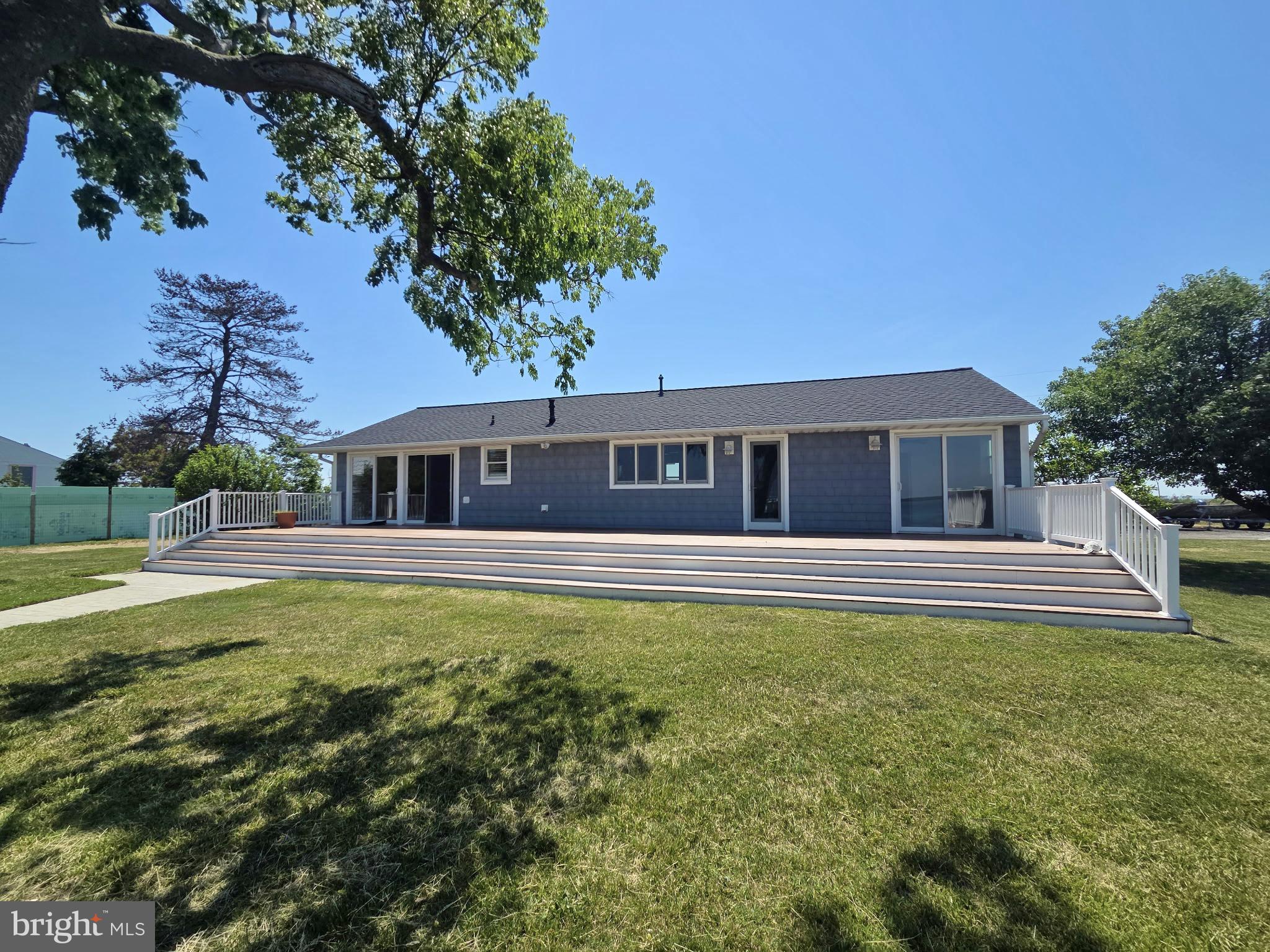 MUDDY HOOK COVE - Residential