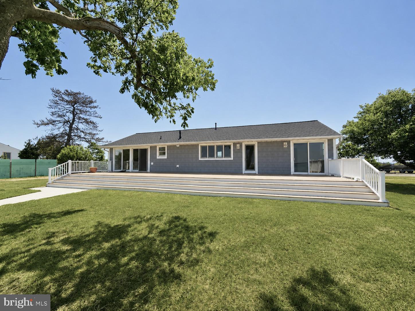 MUDDY HOOK COVE - Residential