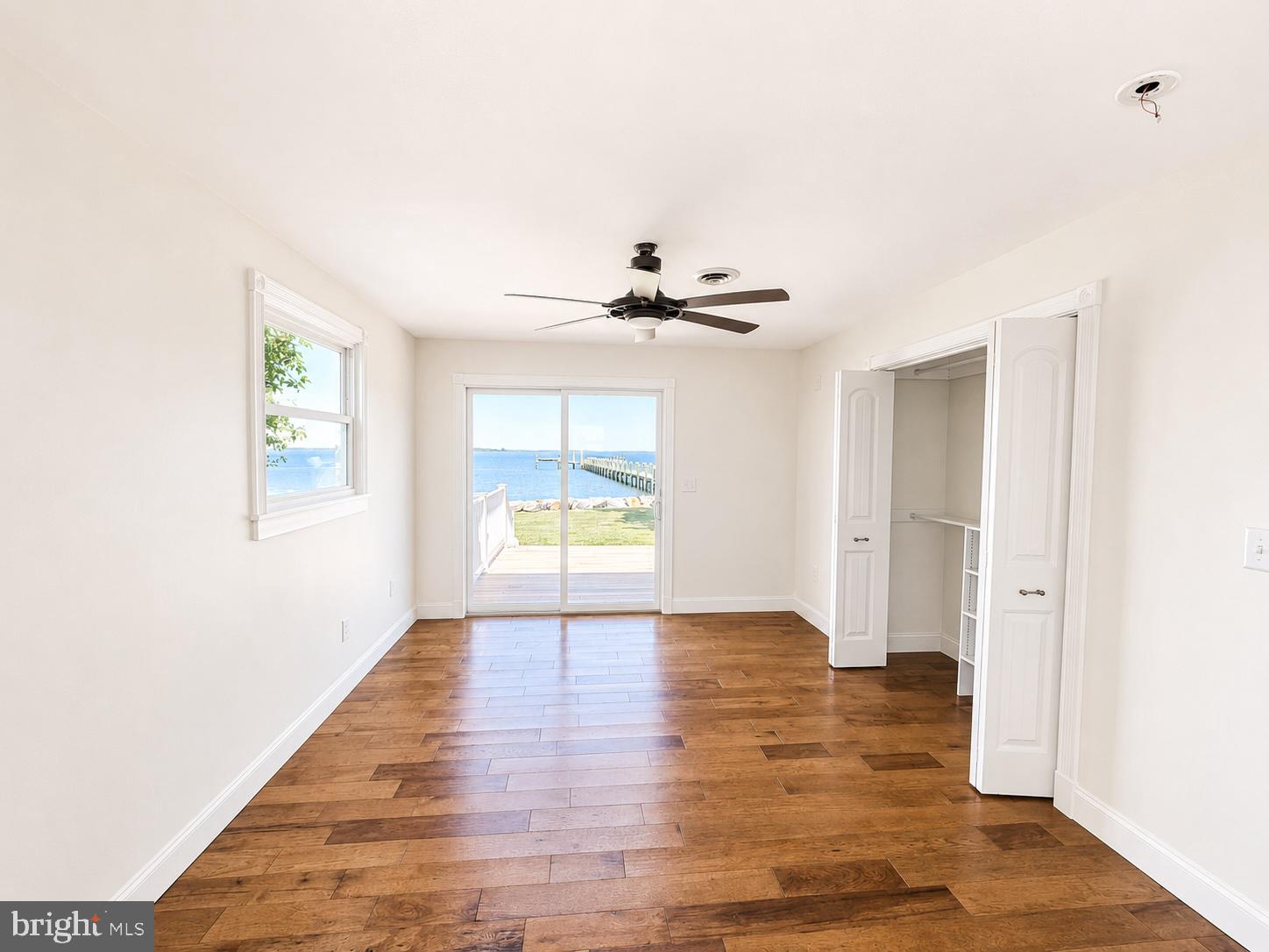 MUDDY HOOK COVE - Residential