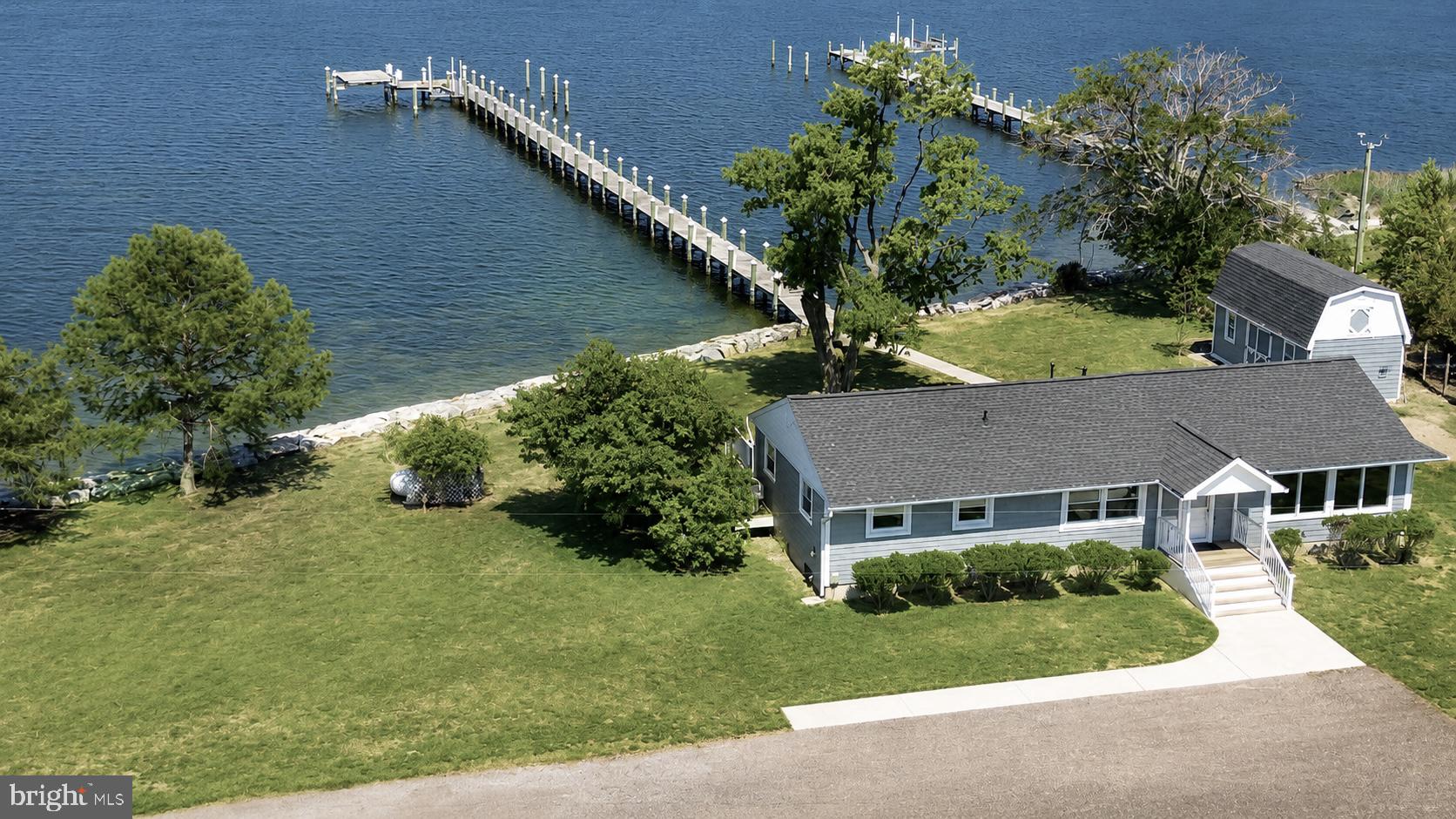 MUDDY HOOK COVE - Residential