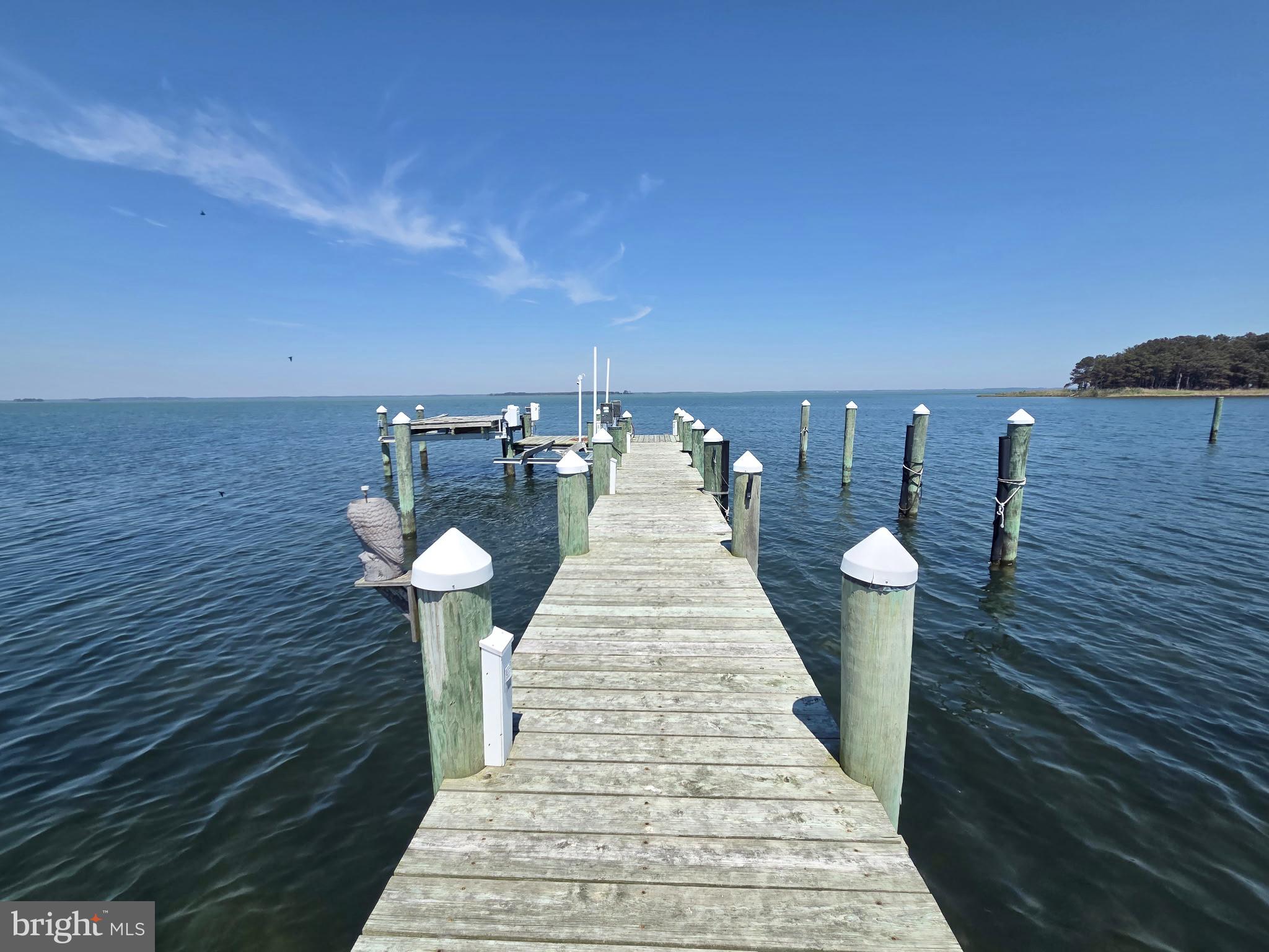 MUDDY HOOK COVE - Residential