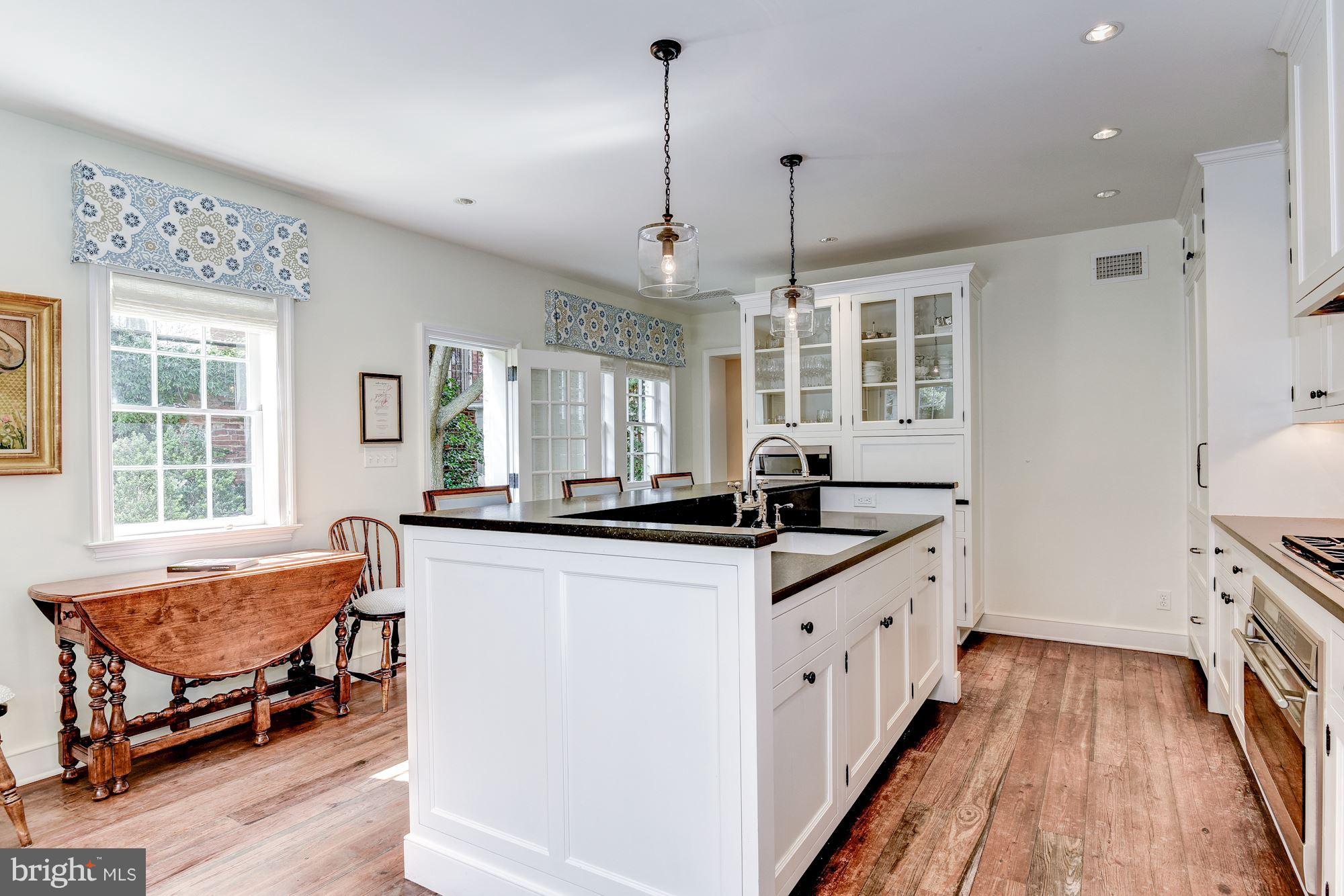 GEORGETOWN - Residential