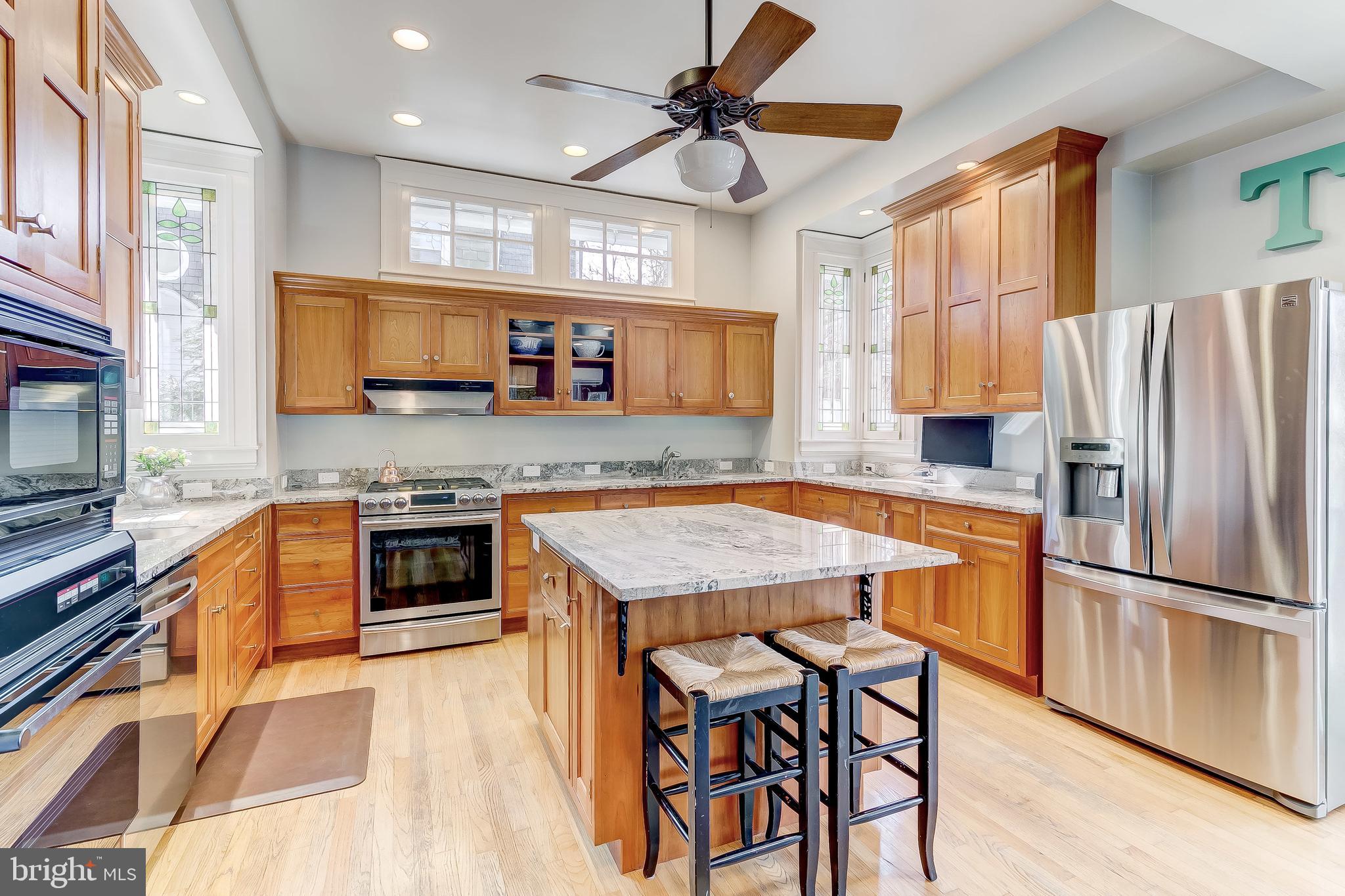 ROLAND PARK - Residential