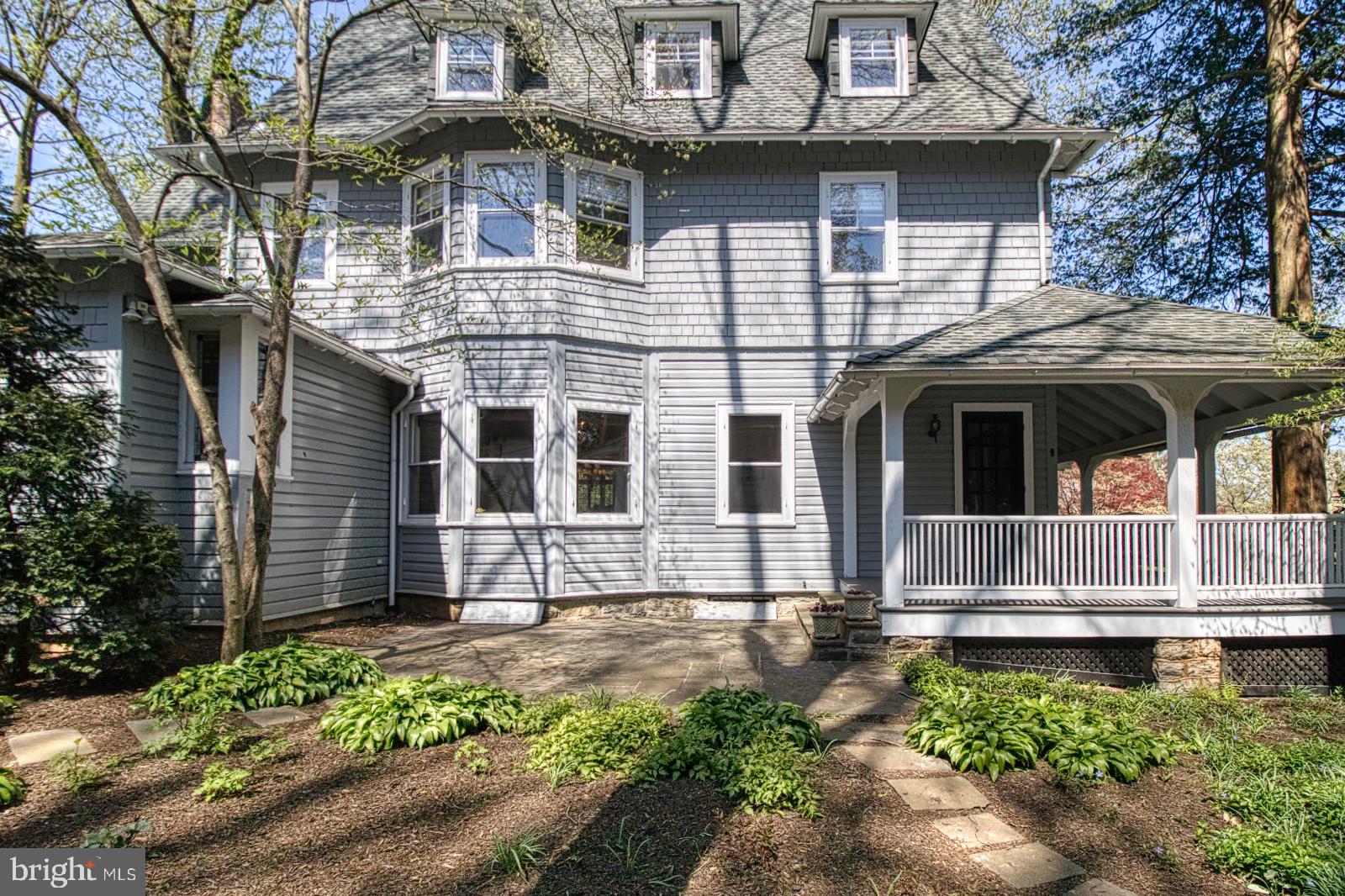 ROLAND PARK - Residential