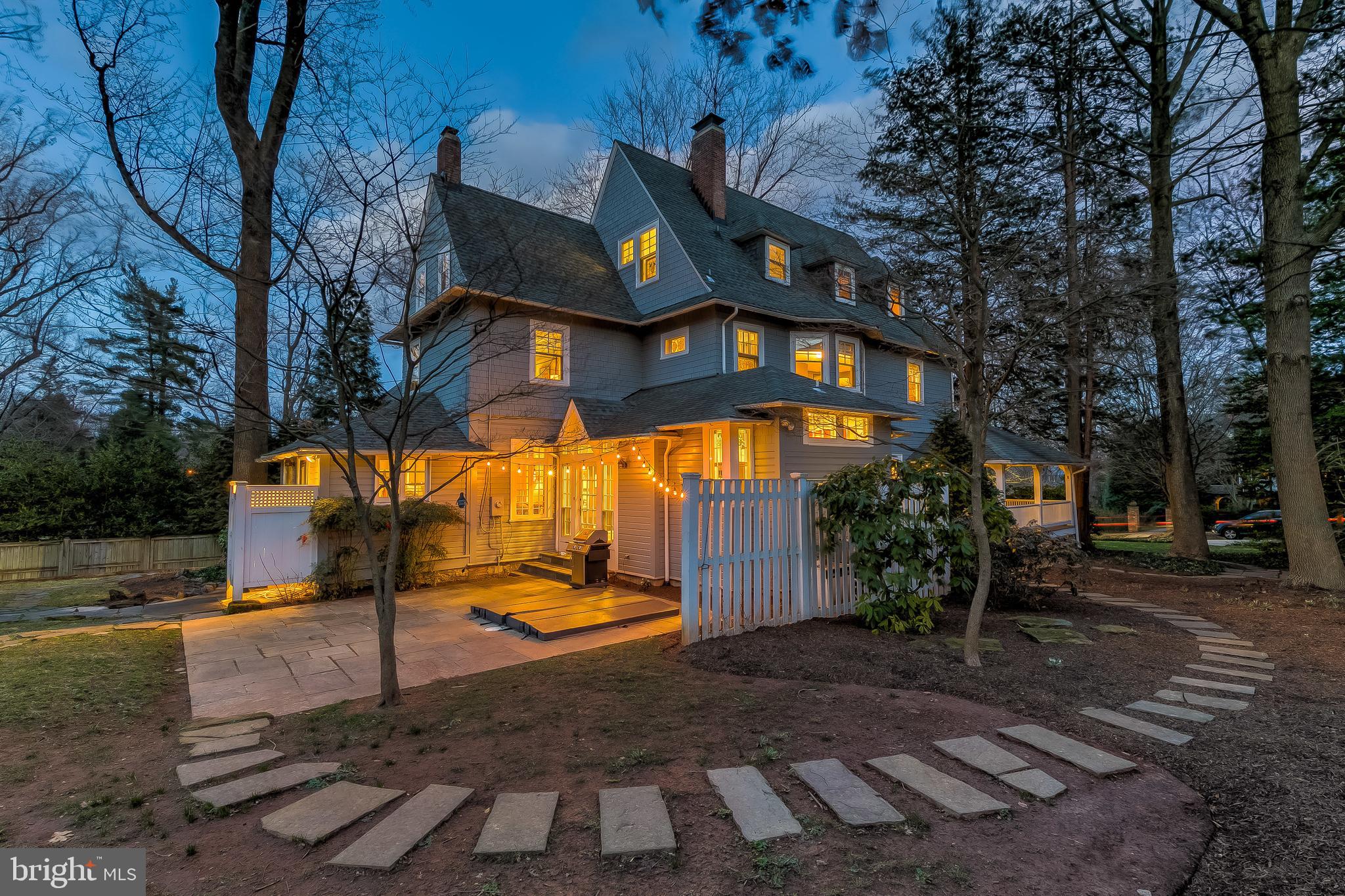 ROLAND PARK - Residential