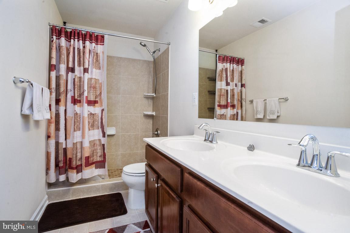 ST CHARLES SUB - GLENEAGLES - Residential