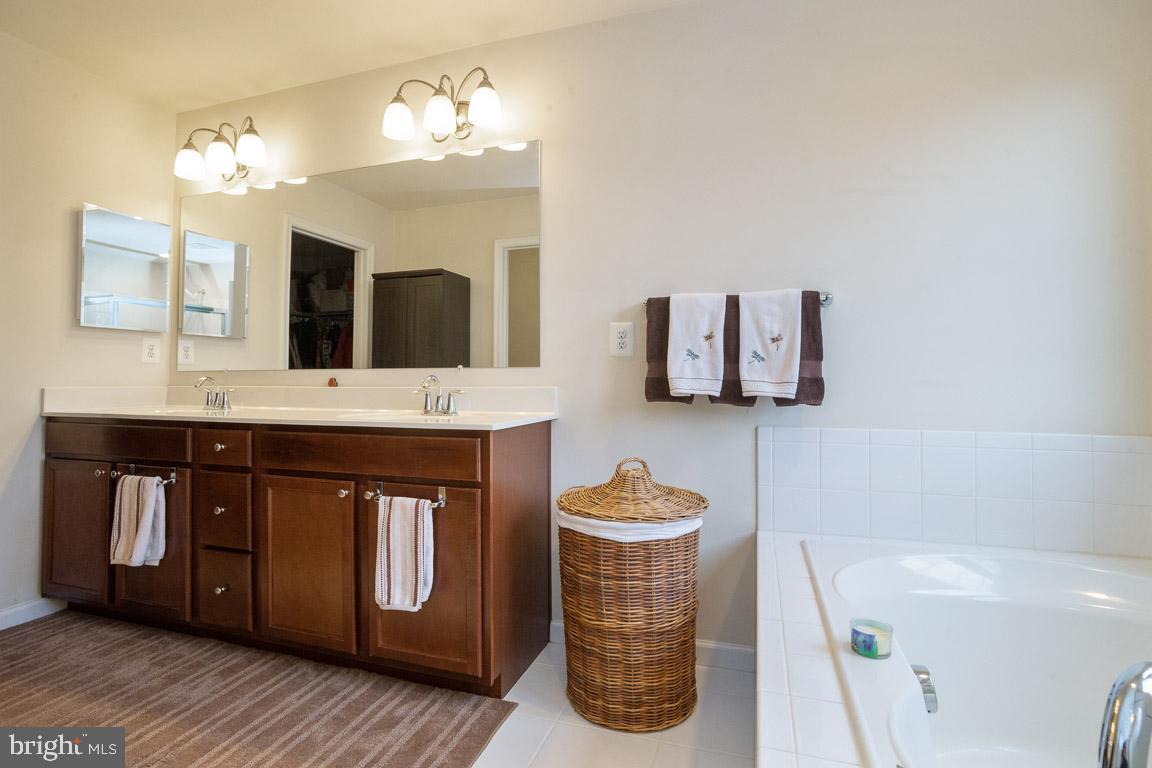 ST CHARLES SUB - GLENEAGLES - Residential