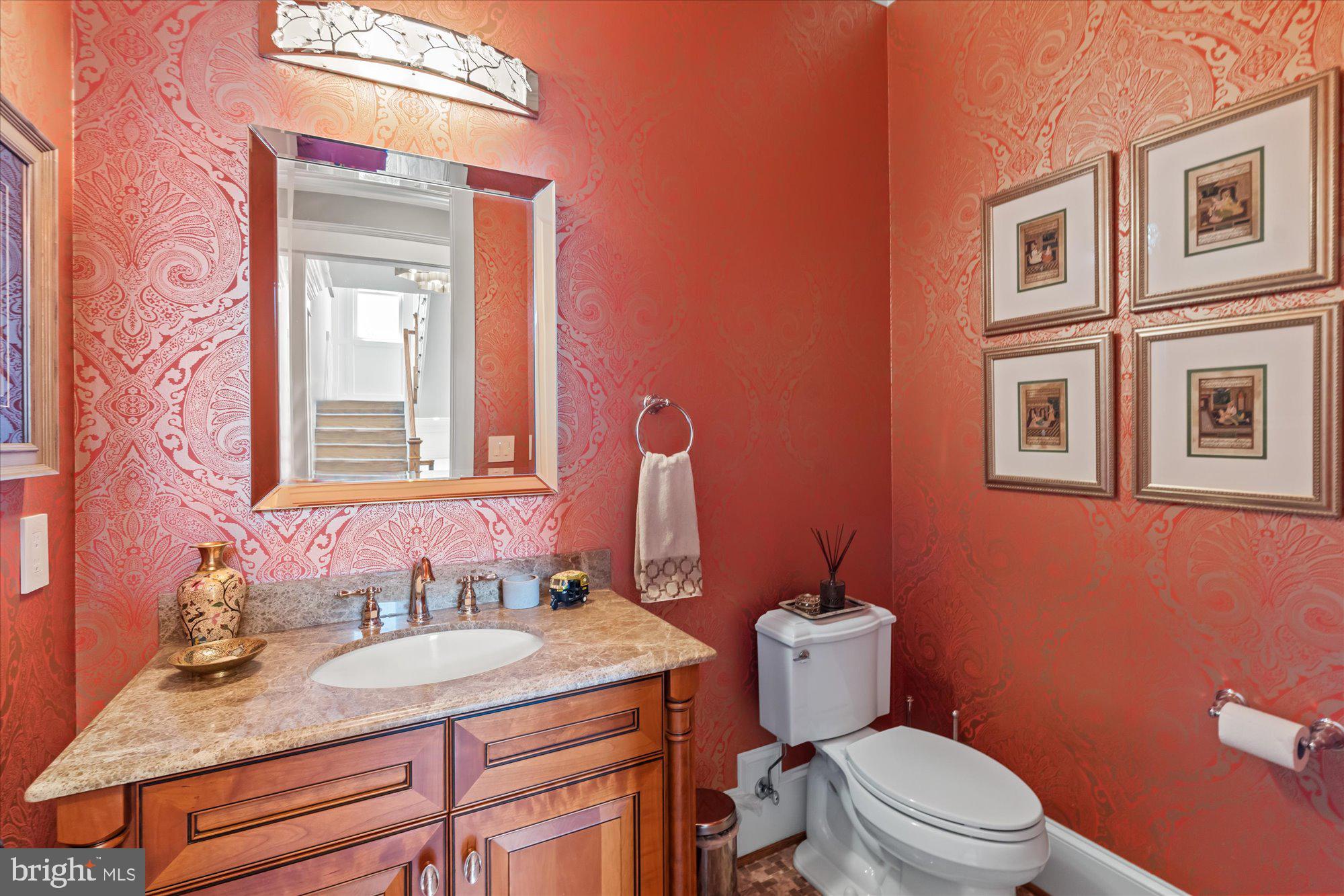 WILLIAMSBURG VILLAGE - Residential