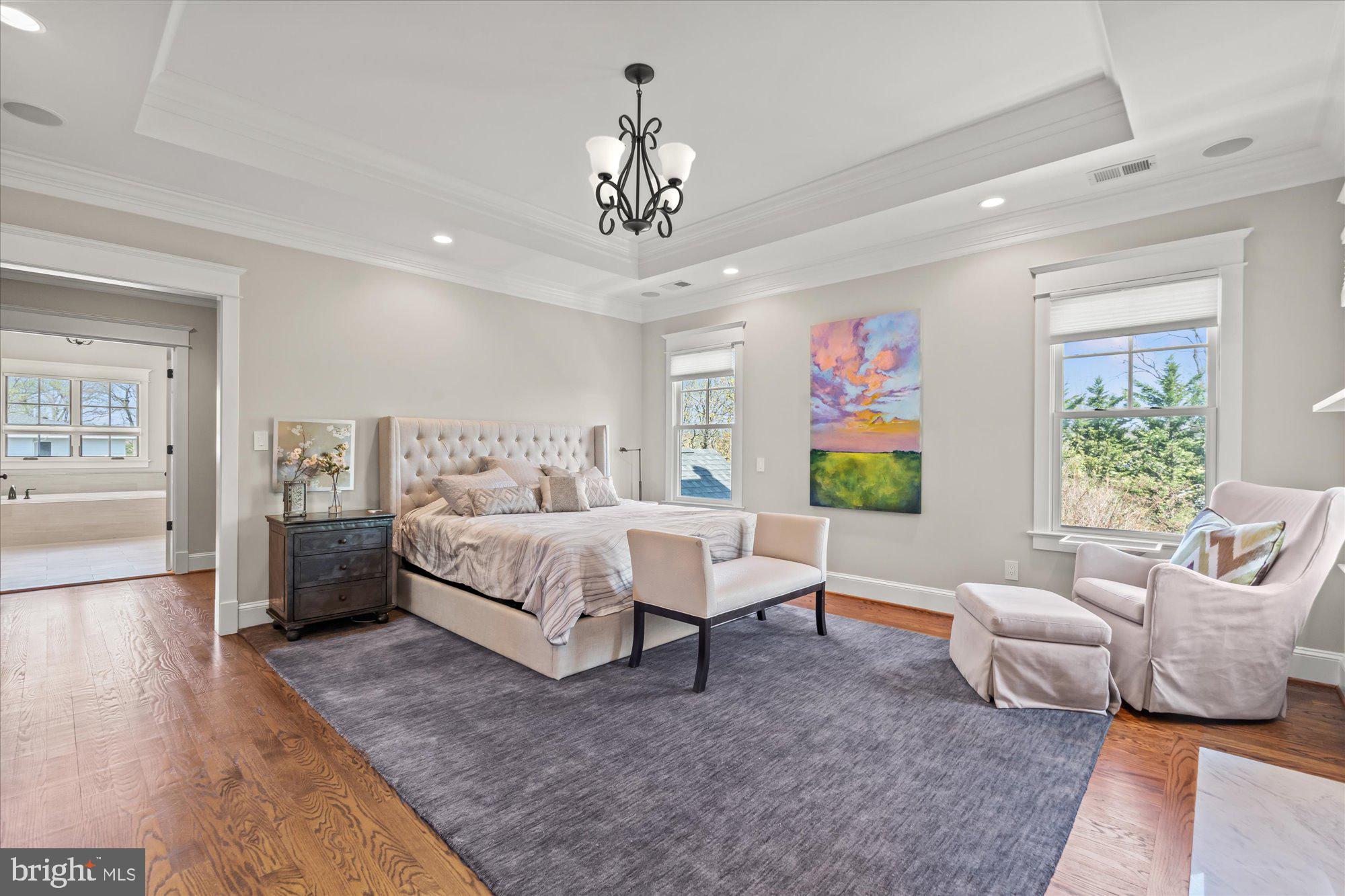 WILLIAMSBURG VILLAGE - Residential