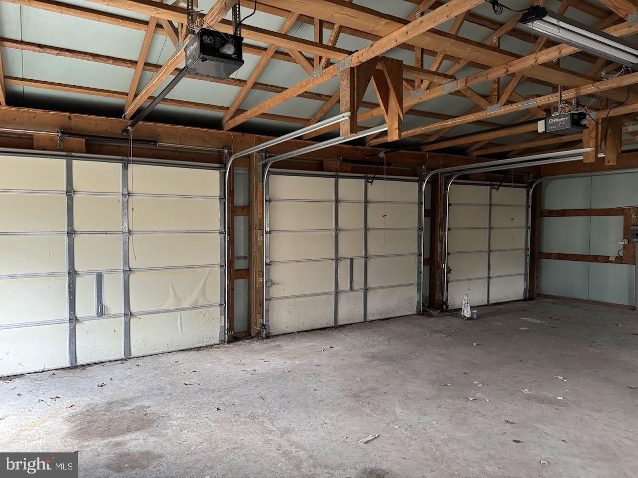 BACKBONE MOUNTAIN - Residential