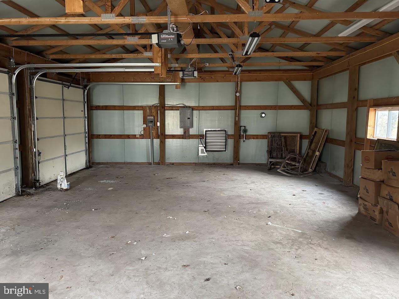 BACKBONE MOUNTAIN - Residential