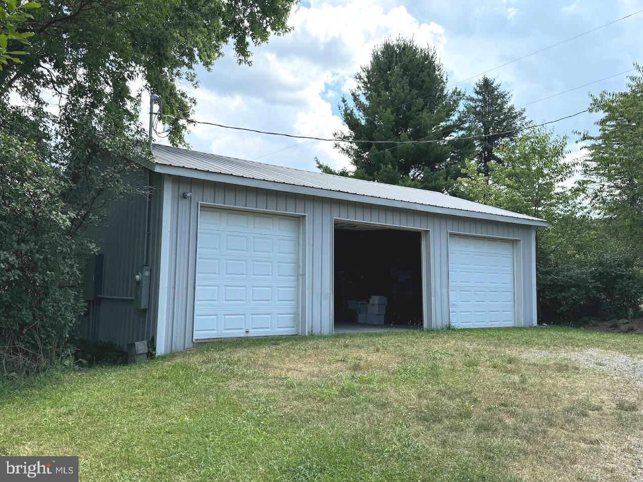 BACKBONE MOUNTAIN - Residential