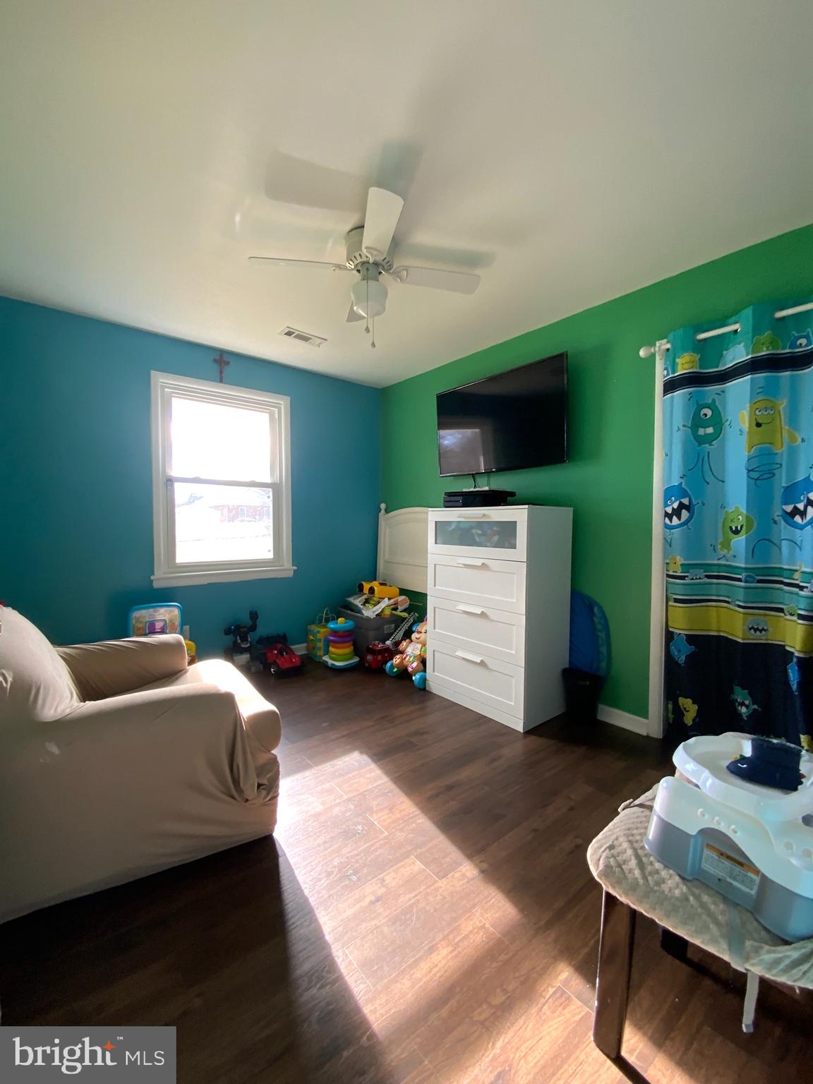 WAVERLY VILLAGE - Residential