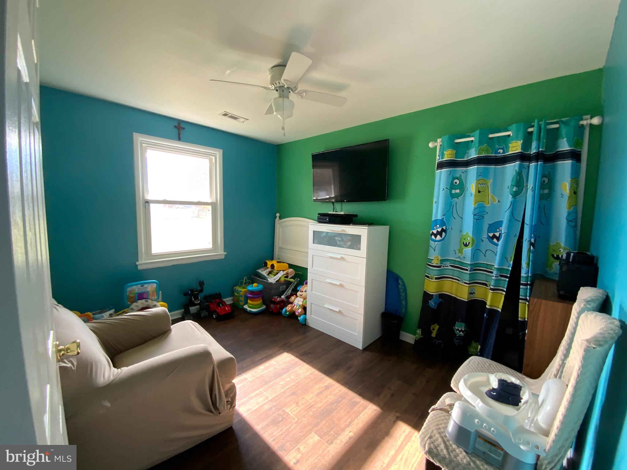 WAVERLY VILLAGE - Residential