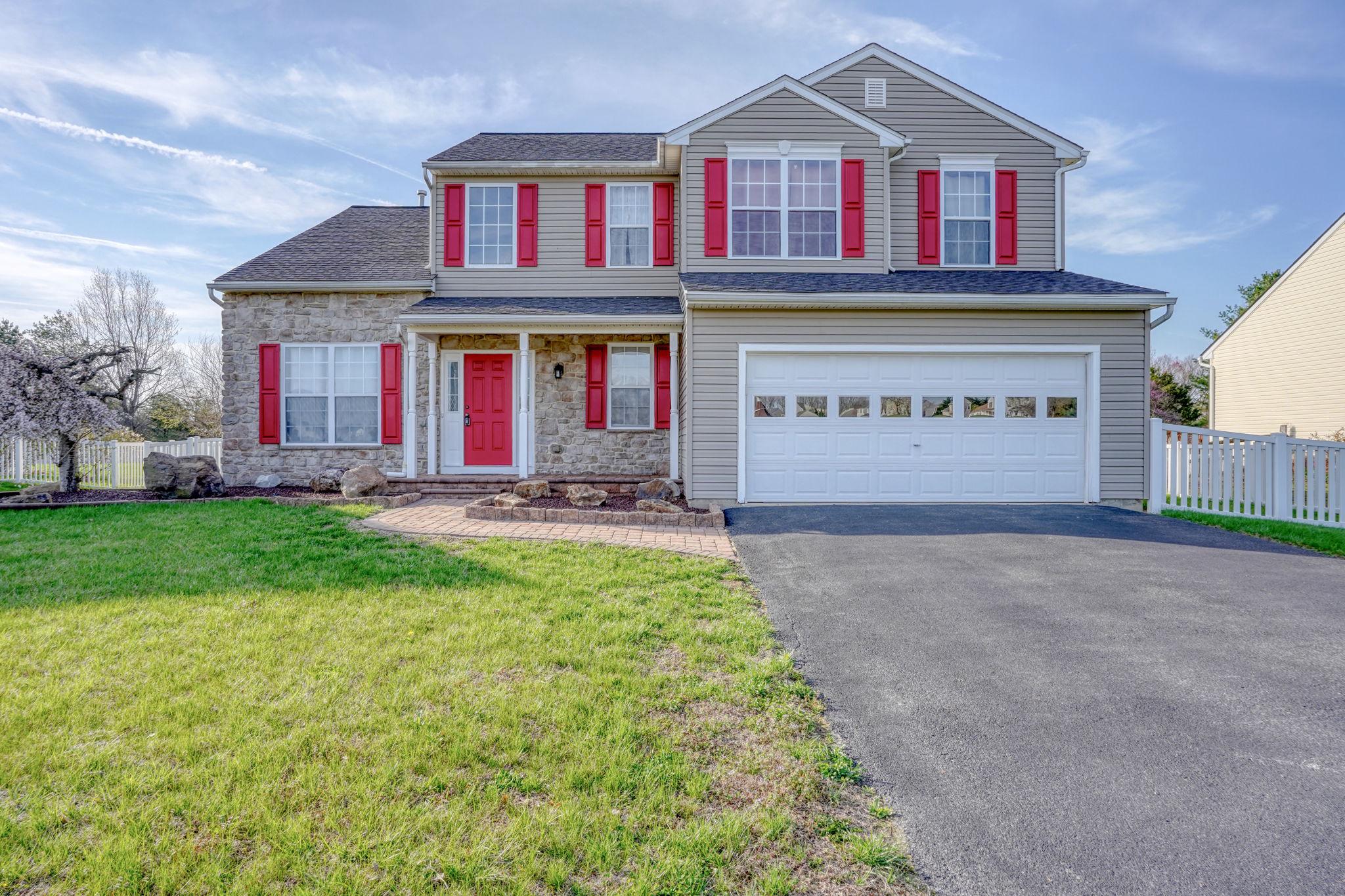 233 CARRINGTON DRIVE